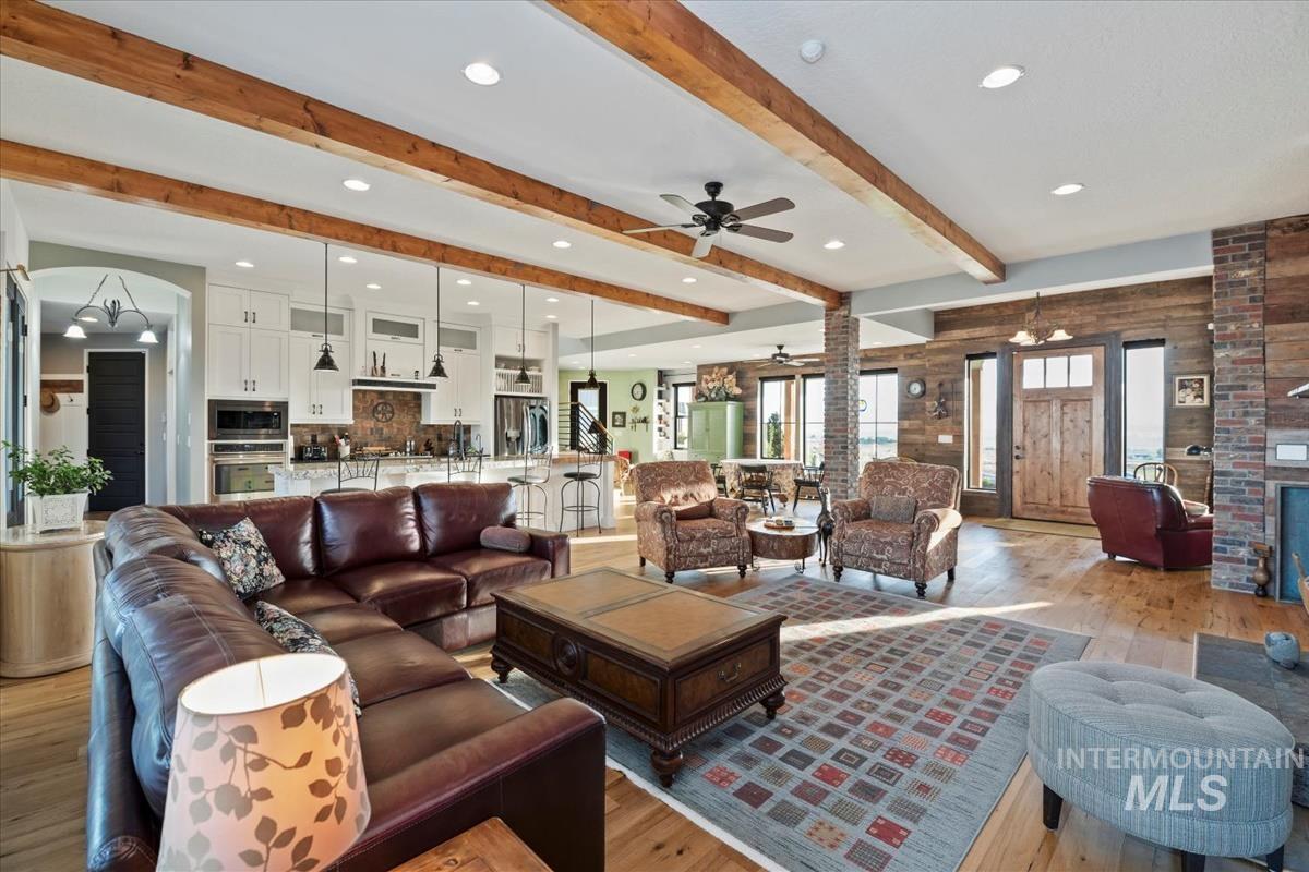 11326 W Rio Rd, Caldwell, Idaho 83607-4816, 3 Bedrooms, 3 Bathrooms, Residential For Sale, Price $1,265,000,MLS 98963390