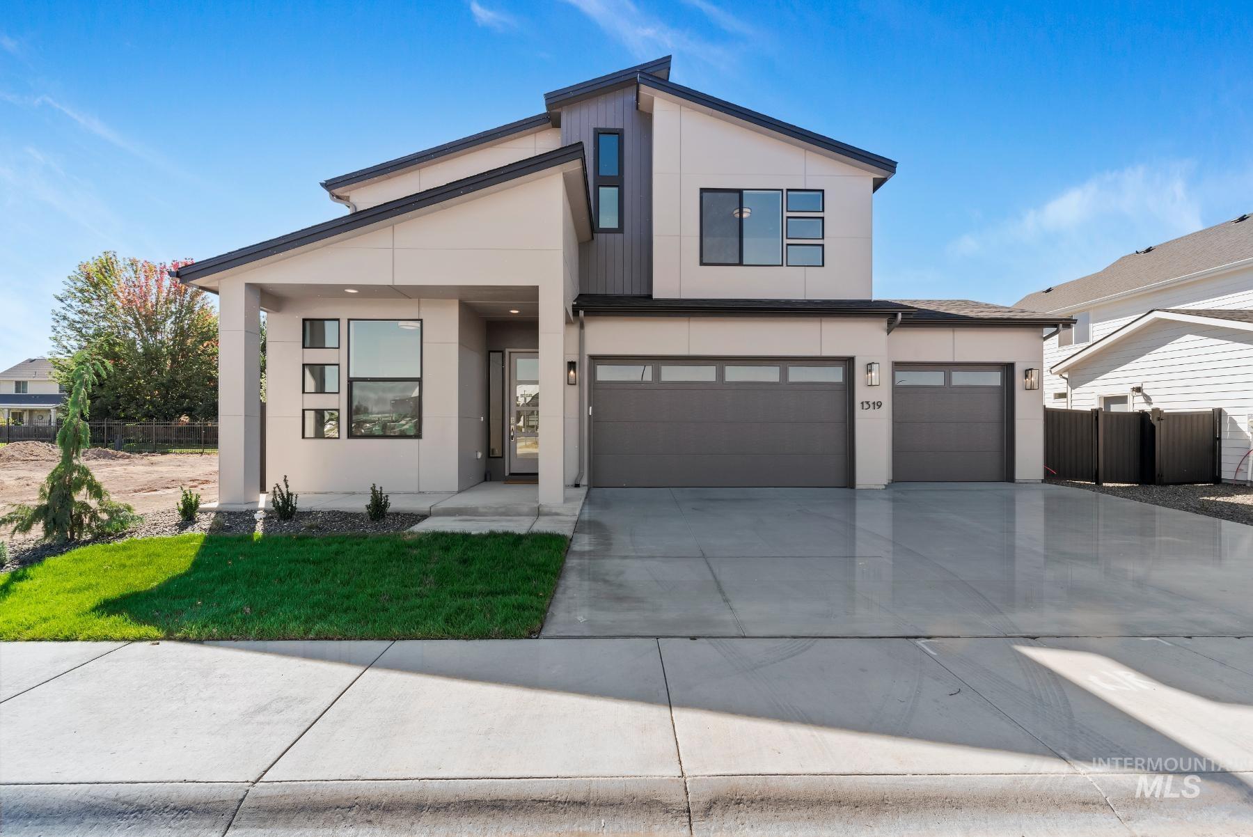 1319 W Malbar St., Meridian, Idaho 83646, 4 Bedrooms, 3 Bathrooms, Residential For Sale, Price $724,800,MLS 98963391