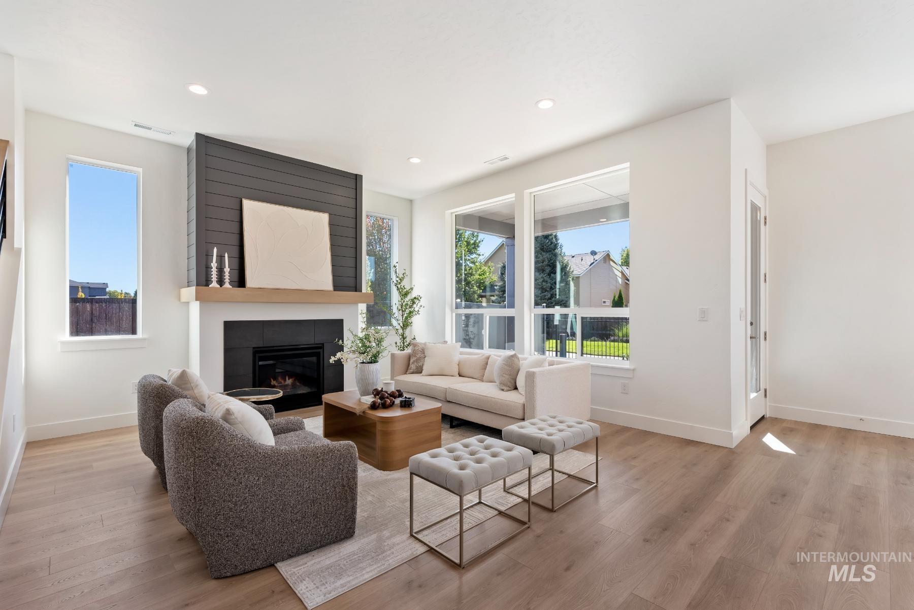 1319 W Malbar St., Meridian, Idaho 83646, 4 Bedrooms, 3 Bathrooms, Residential For Sale, Price $724,800,MLS 98963391