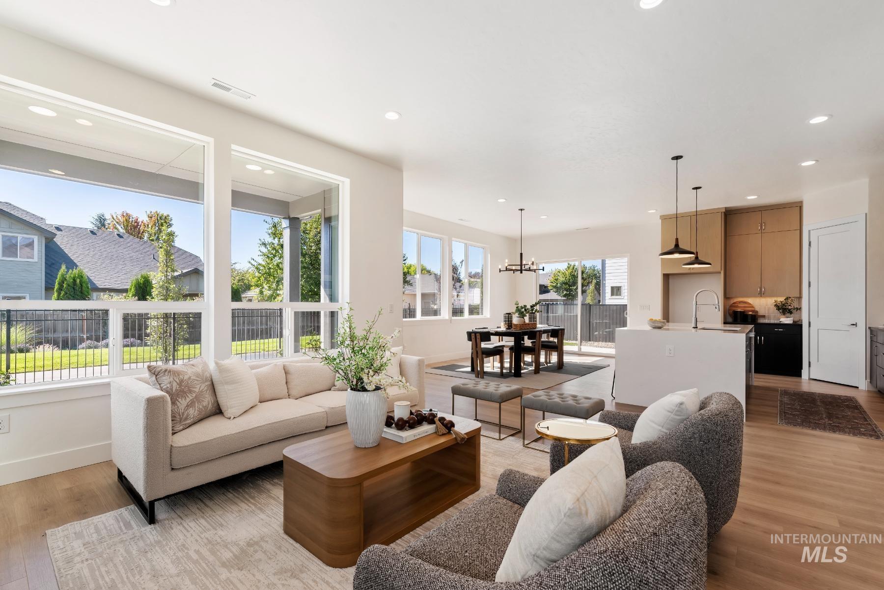 1319 W Malbar St., Meridian, Idaho 83646, 4 Bedrooms, 3 Bathrooms, Residential For Sale, Price $724,800,MLS 98963391