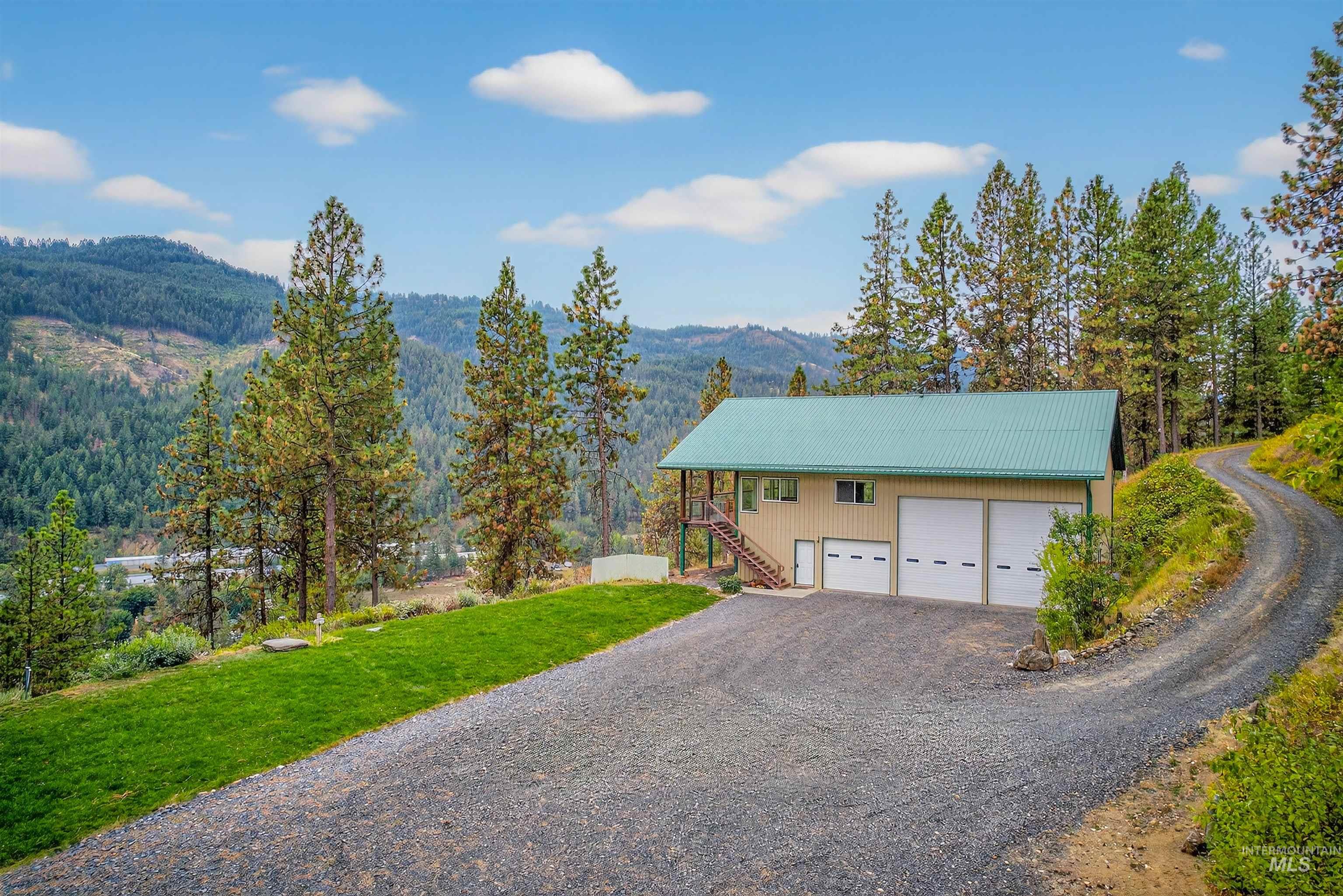 283 Quail Dr, Ahsahka, Idaho 83520, 2 Bedrooms, 2 Bathrooms, Residential For Sale, Price $599,000,MLS 98963401