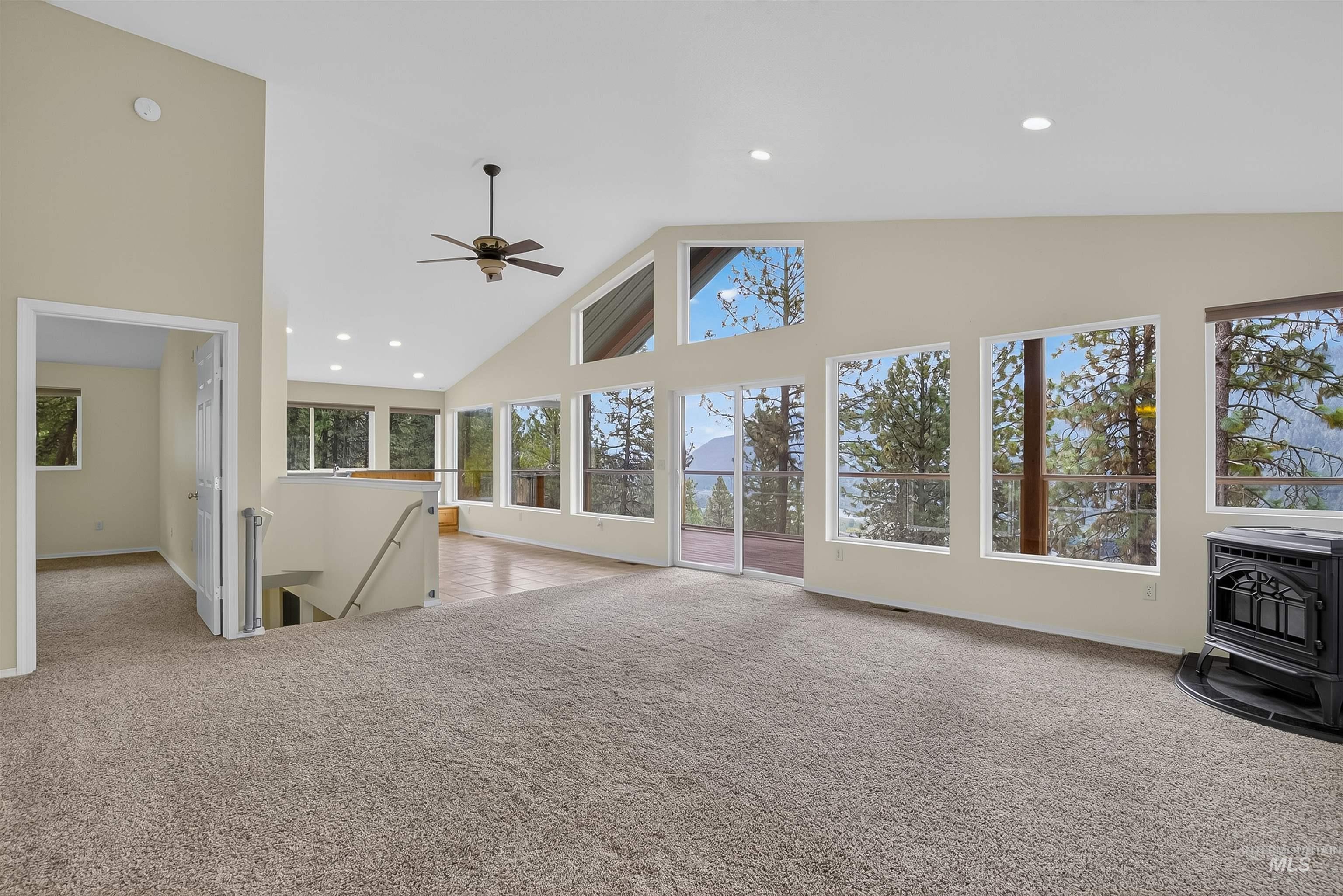 283 Quail Dr, Ahsahka, Idaho 83520, 2 Bedrooms, 2 Bathrooms, Residential For Sale, Price $599,000,MLS 98963401