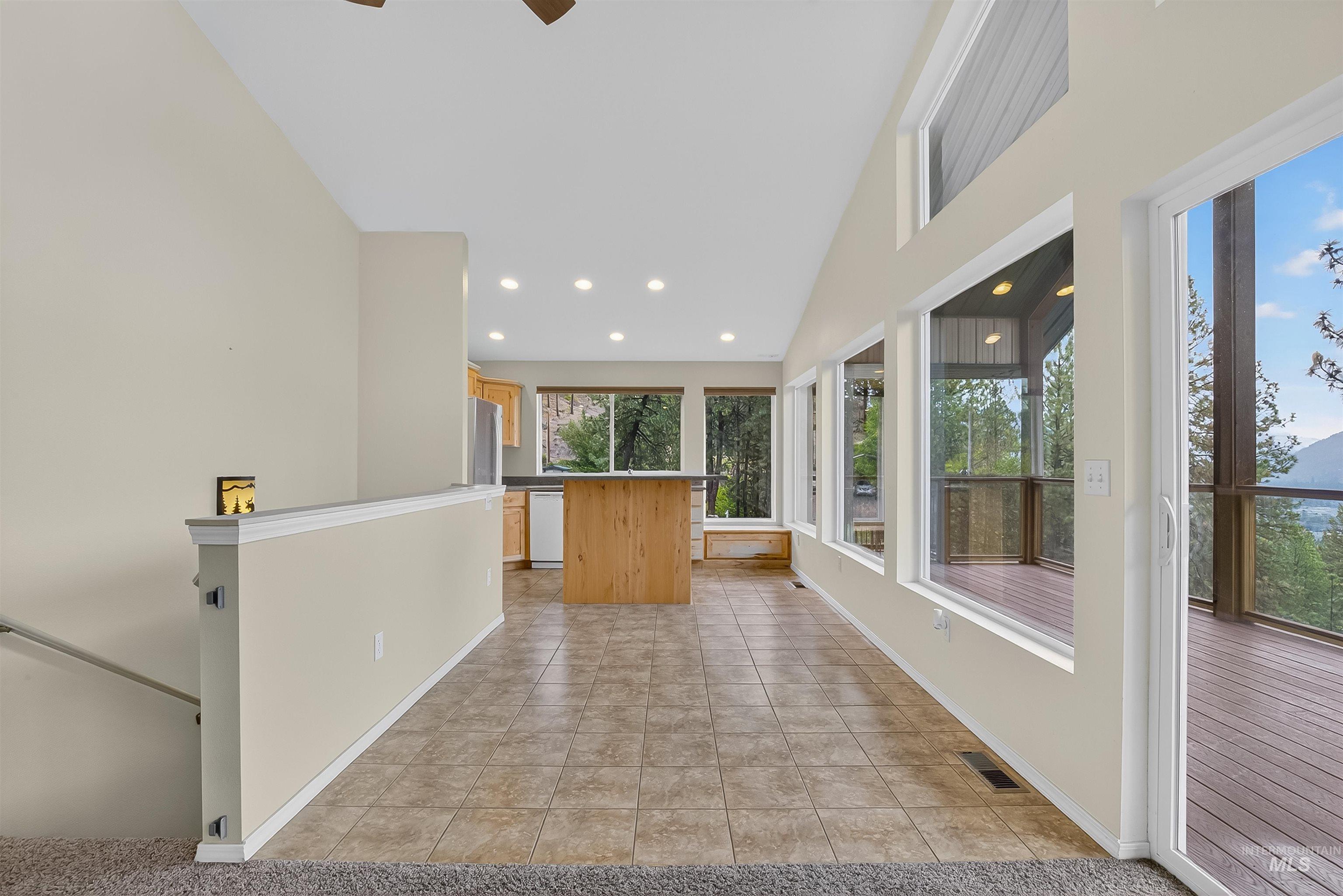 283 Quail Dr, Ahsahka, Idaho 83520, 2 Bedrooms, 2 Bathrooms, Residential For Sale, Price $599,000,MLS 98963401