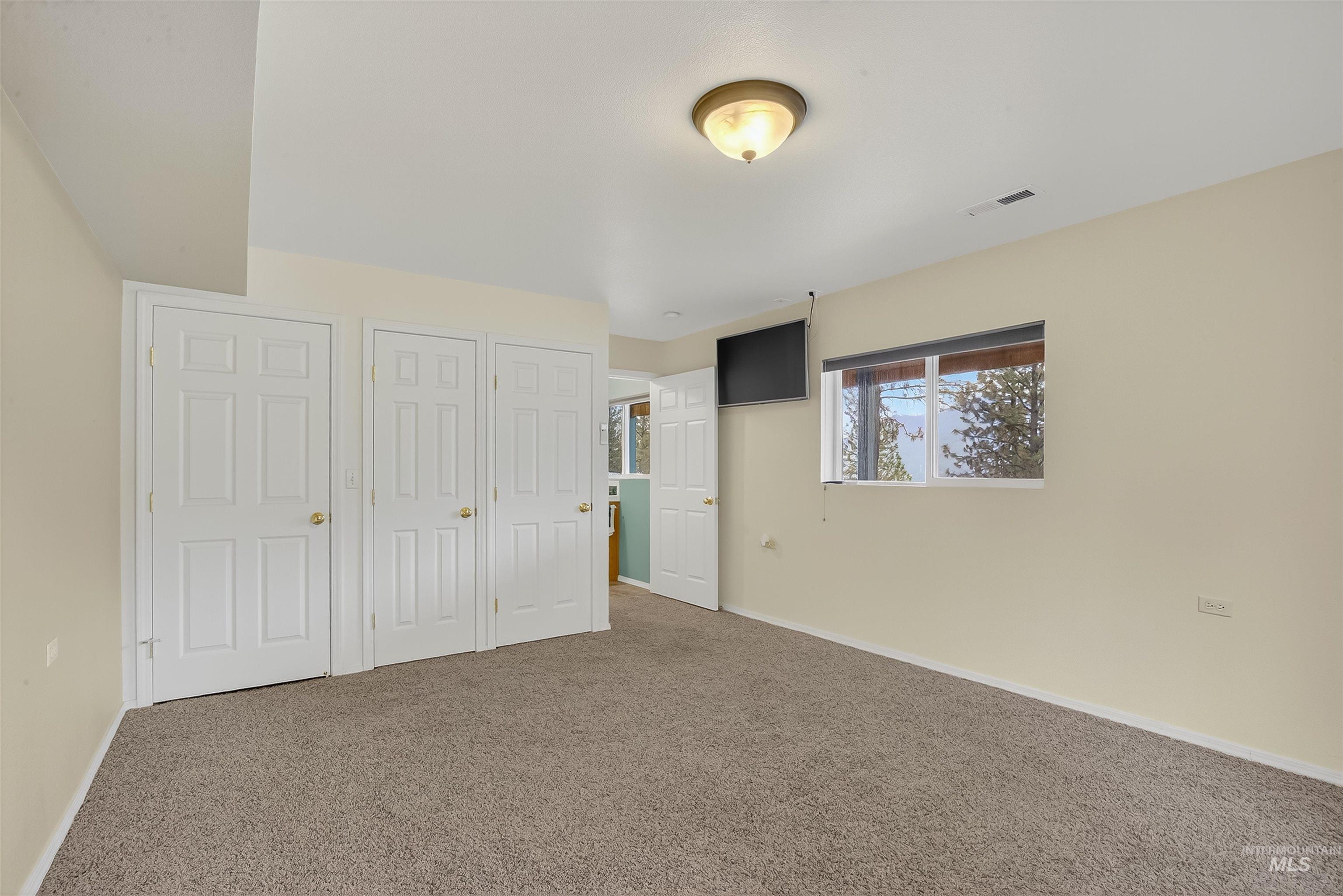 283 Quail Dr, Ahsahka, Idaho 83520, 2 Bedrooms, 2 Bathrooms, Residential For Sale, Price $599,000,MLS 98963401