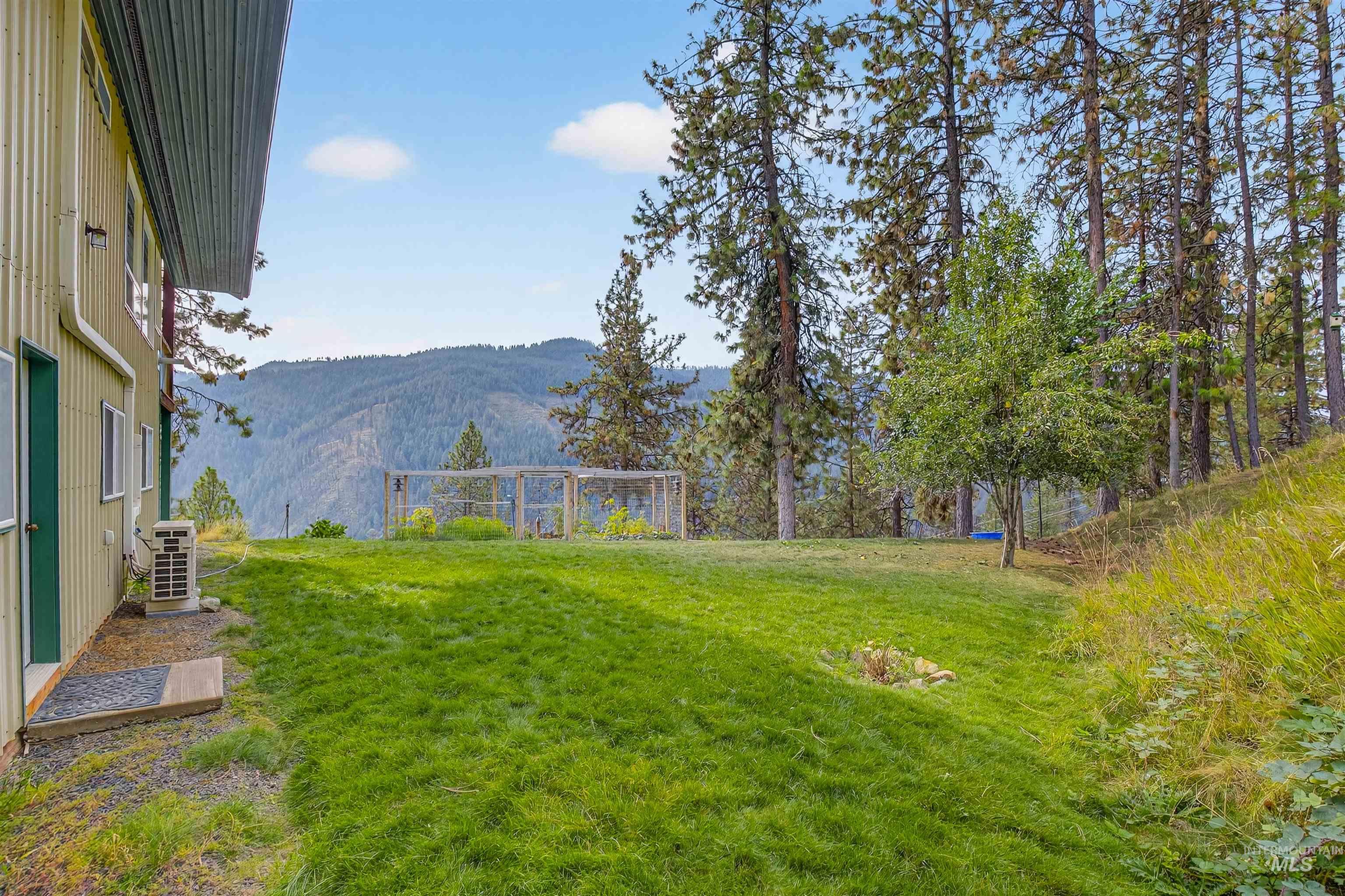 283 Quail Dr, Ahsahka, Idaho 83520, 2 Bedrooms, 2 Bathrooms, Residential For Sale, Price $599,000,MLS 98963401