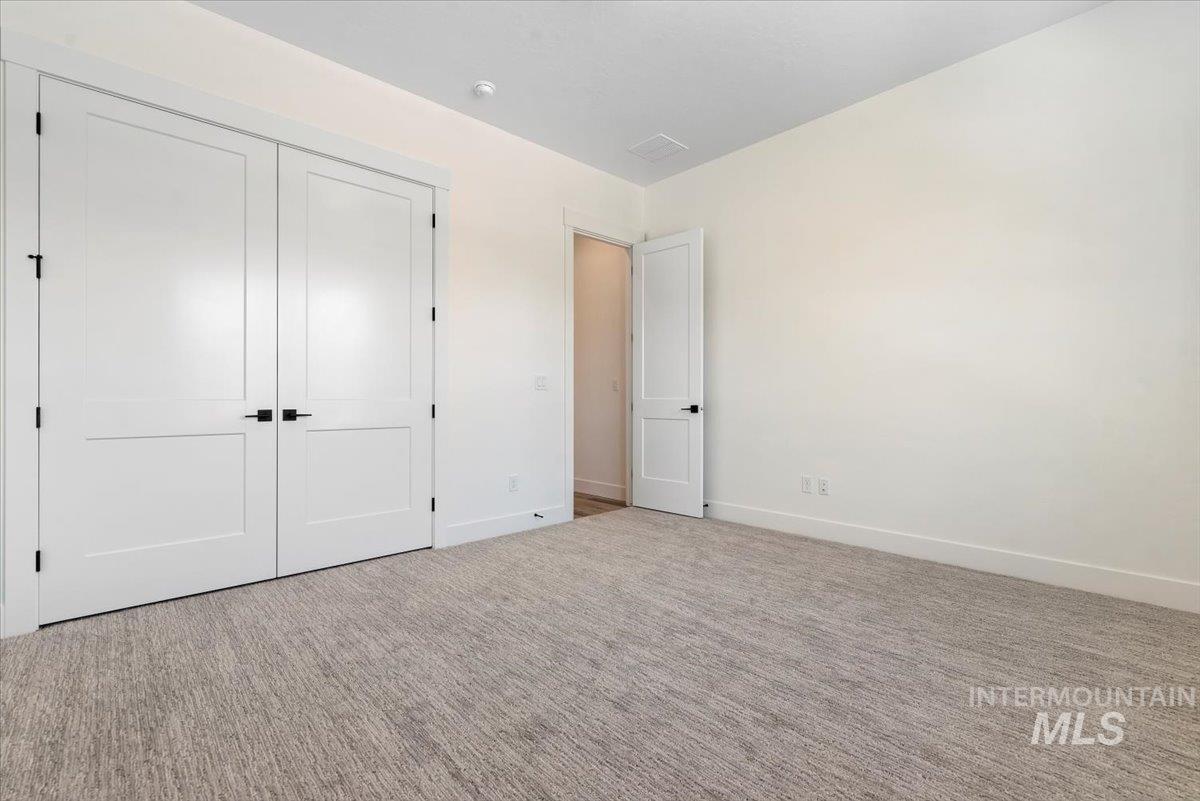 2391 E Snocreek Dr, Eagle, Idaho 83616, 3 Bedrooms, 2.5 Bathrooms, Residential For Sale, Price $799,900,MLS 98963423