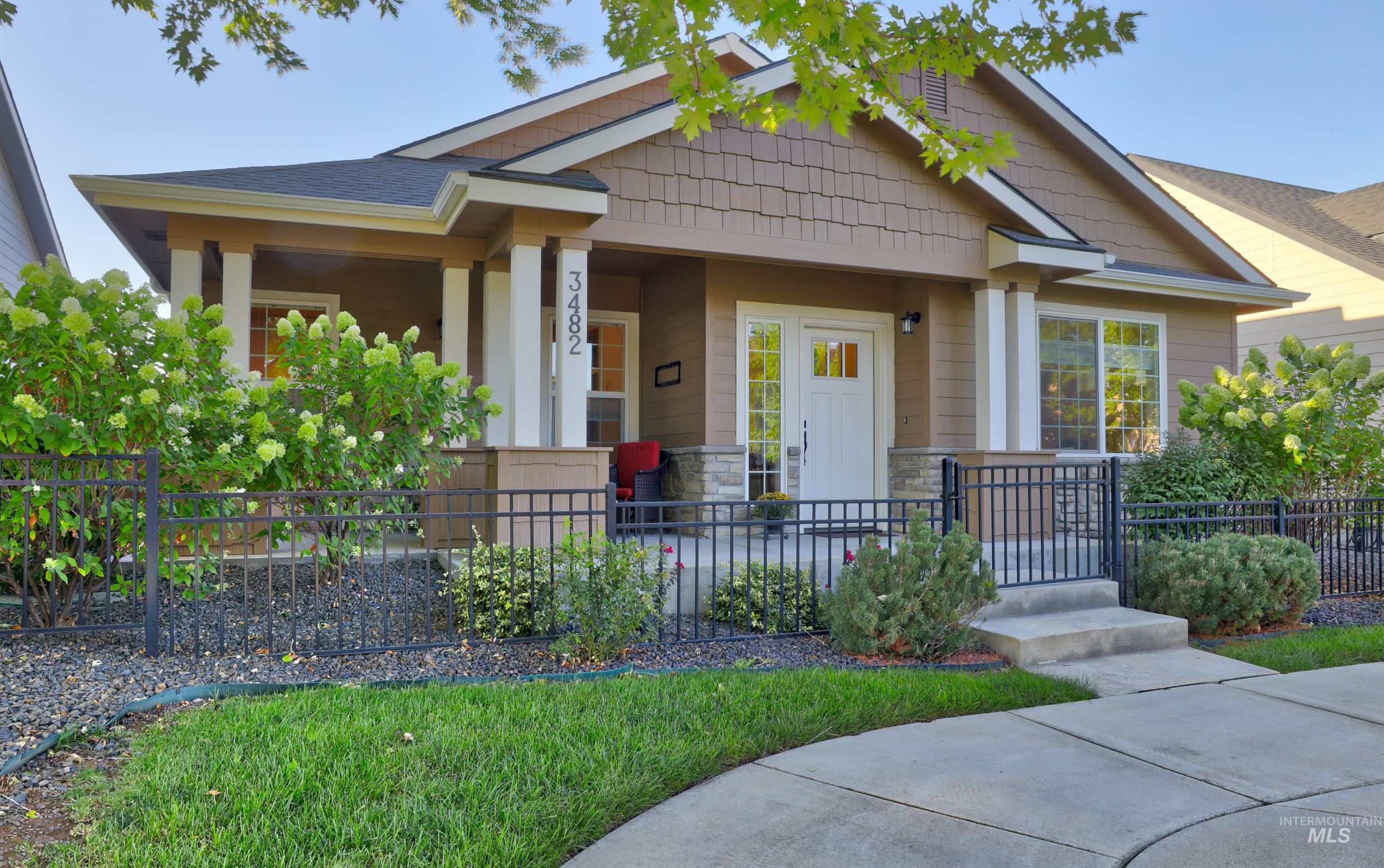 3482 N Lilyturf Ave., Meridian, Idaho 83642, 3 Bedrooms, 2 Bathrooms, Residential For Sale, Price $500,000,MLS 98963425