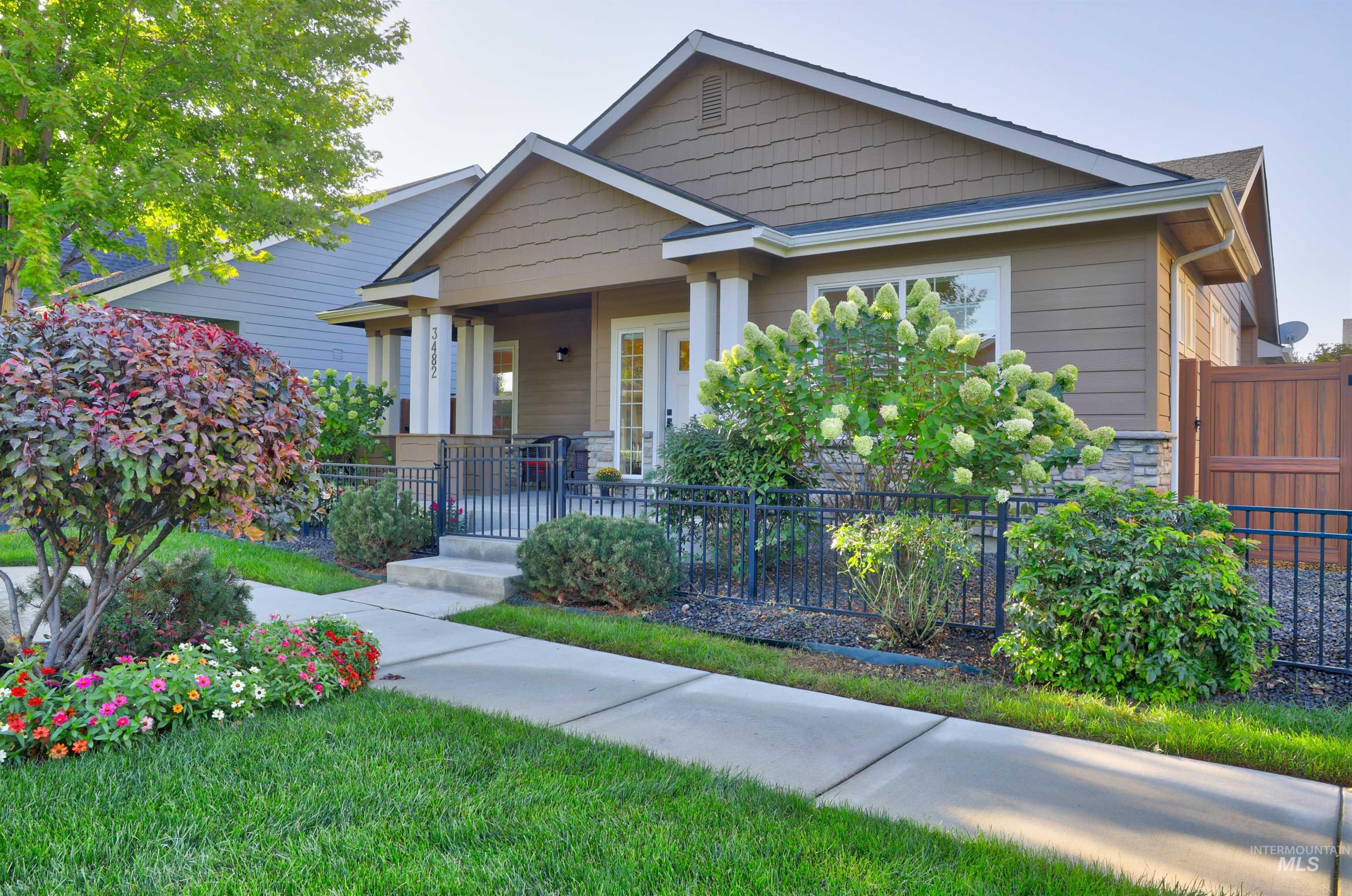 3482 N Lilyturf Ave., Meridian, Idaho 83642, 3 Bedrooms, 2 Bathrooms, Residential For Sale, Price $500,000,MLS 98963425