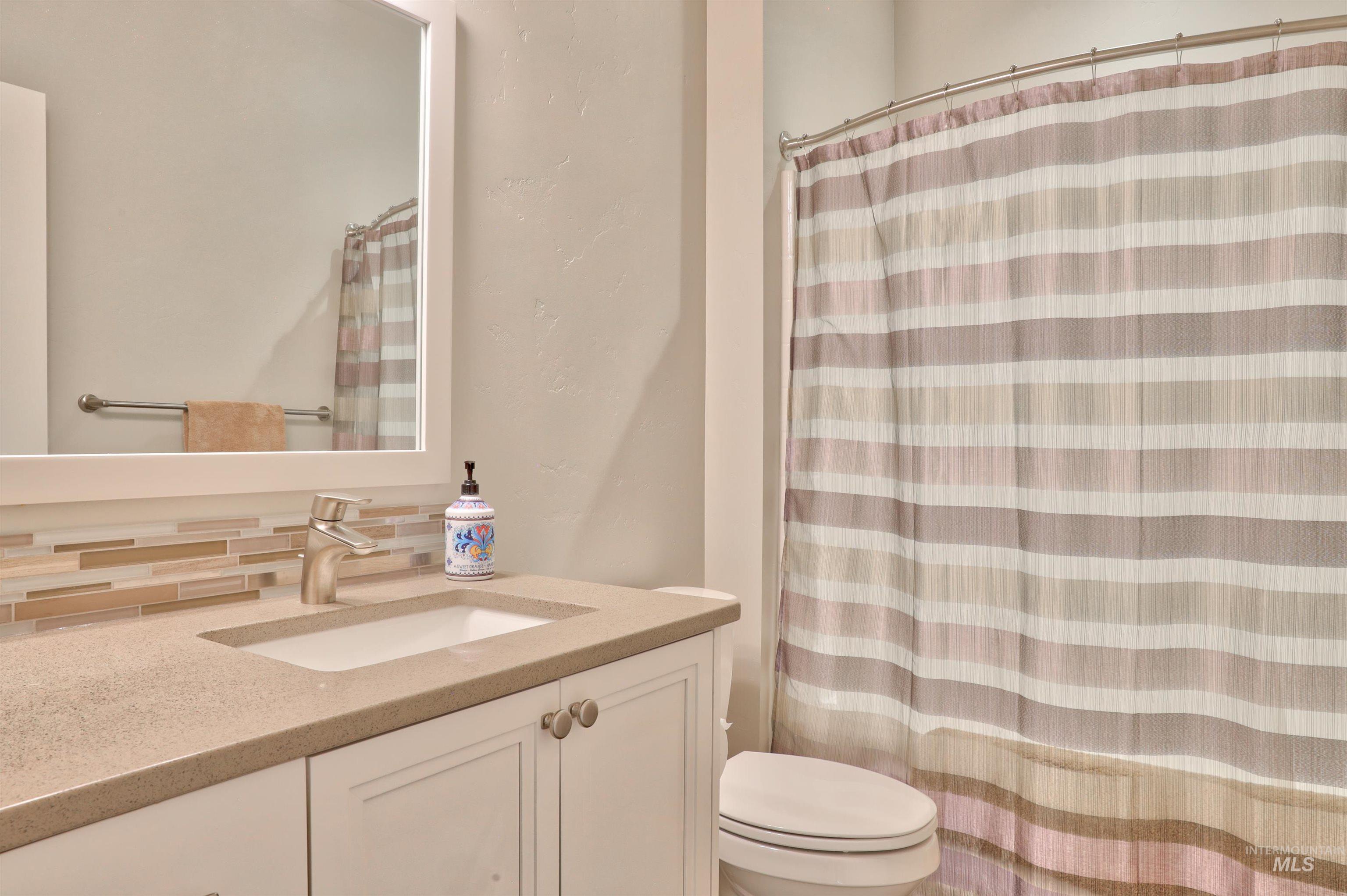 3482 N Lilyturf Ave., Meridian, Idaho 83642, 3 Bedrooms, 2 Bathrooms, Residential For Sale, Price $500,000,MLS 98963425