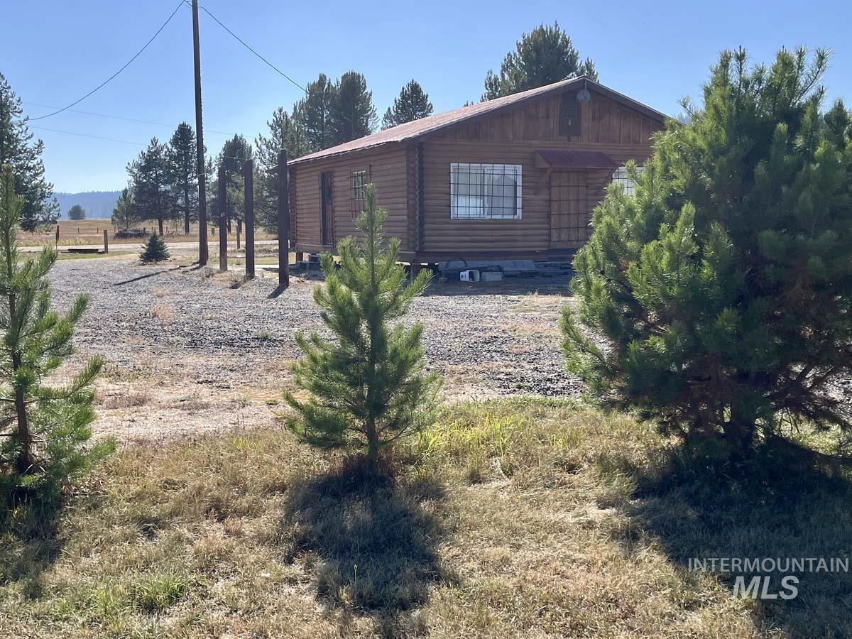 10319 Hwy. 55, Cascade, Idaho 83611, 1 Bedroom, Residential For Sale, Price $210,000, 98963434
