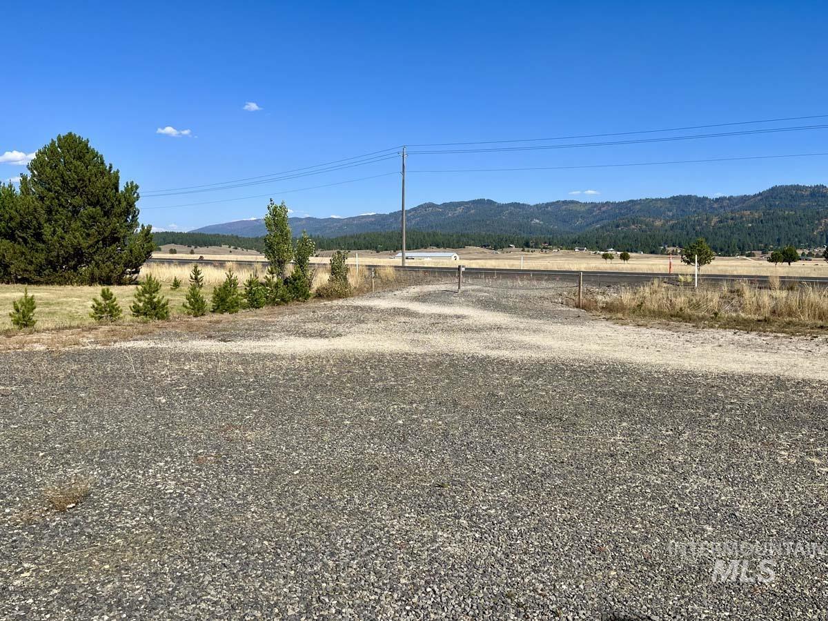 10319 Hwy. 55, Cascade, Idaho 83611, 1 Bedroom, Residential For Sale, Price $210,000, 98963434