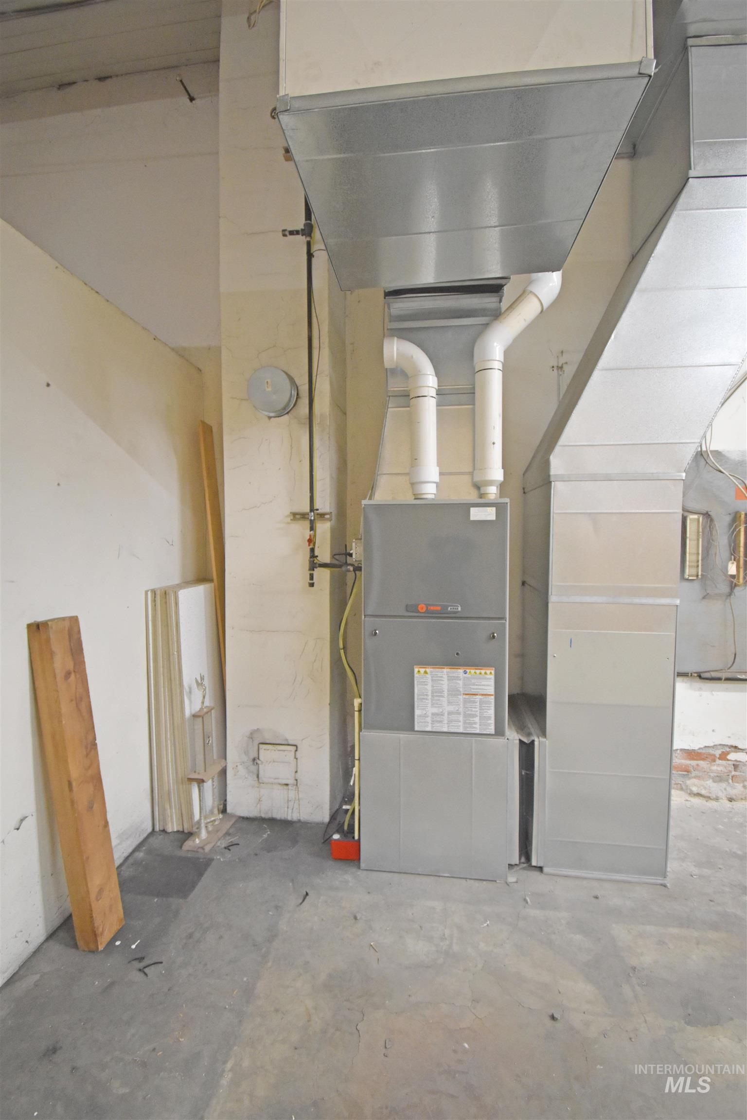 132 E Walnut Avenue, Genesee, Idaho 83832, Business/Commercial For Sale, Price $270,000,MLS 98963446