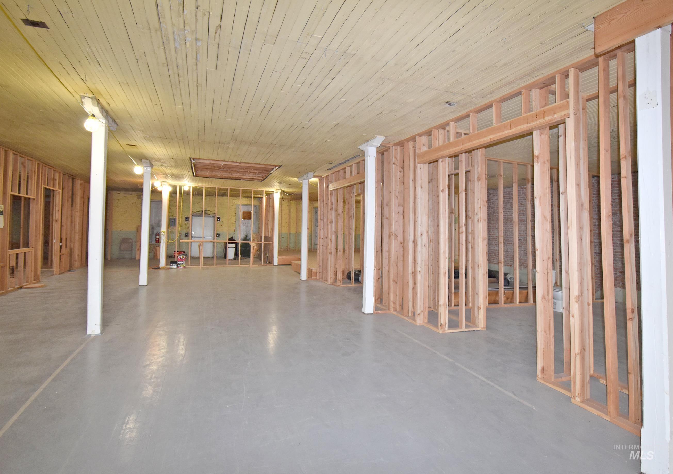 132 E Walnut Avenue, Genesee, Idaho 83832, Business/Commercial For Sale, Price $270,000,MLS 98963446