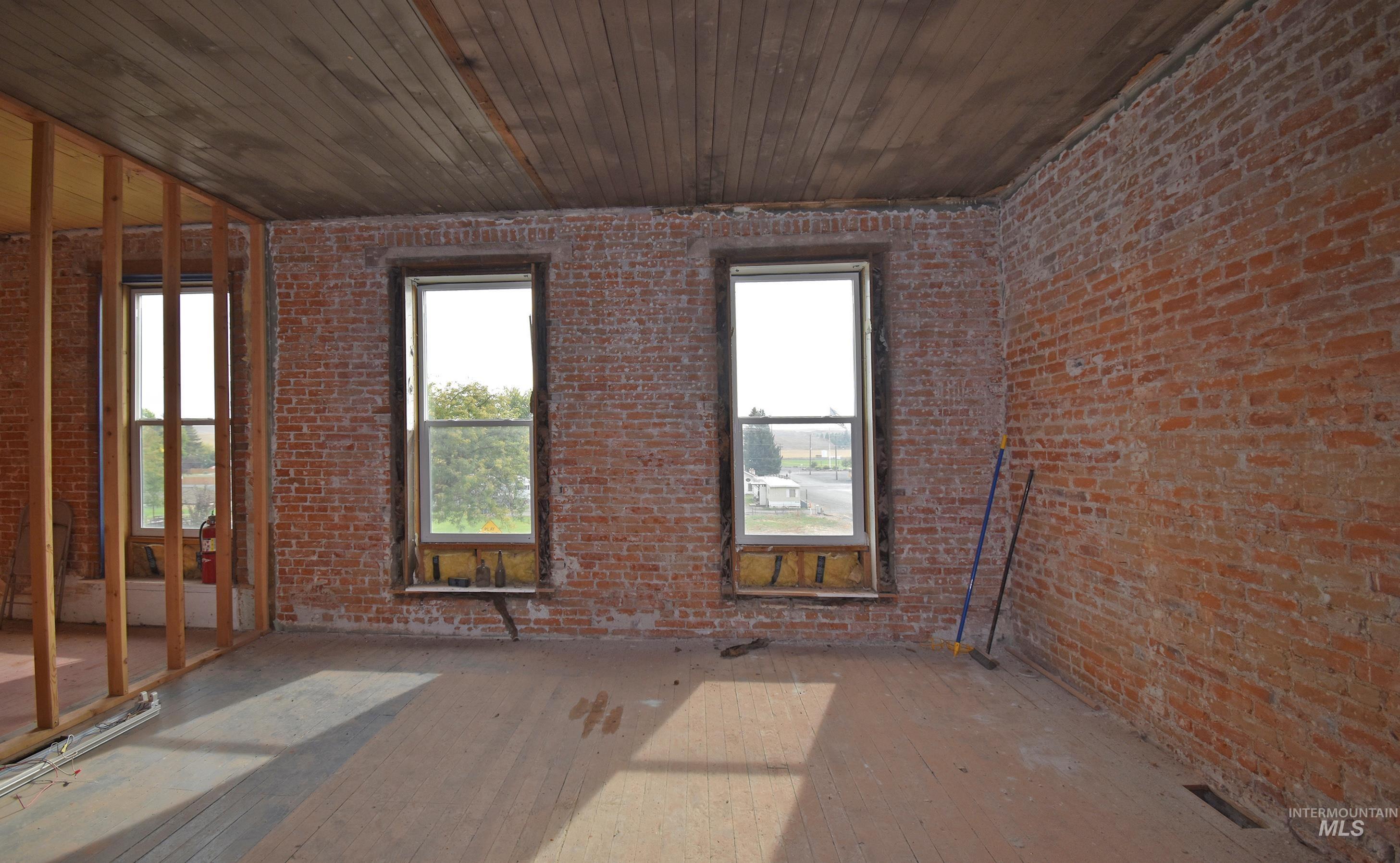 132 E Walnut Avenue, Genesee, Idaho 83832, Business/Commercial For Sale, Price $270,000,MLS 98963446