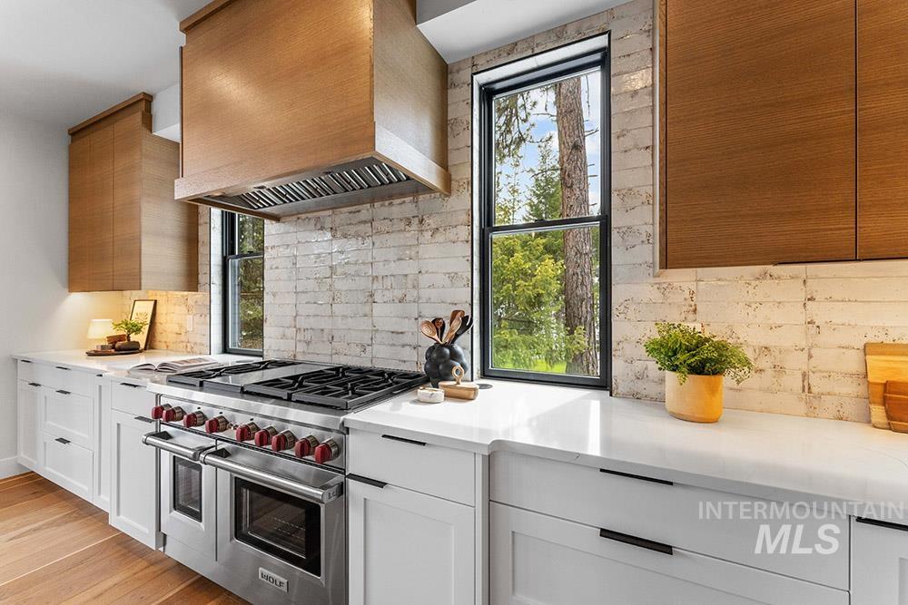 38 Bella View Drive, McCall, Idaho 83638, 5 Bedrooms, 5 Bathrooms, Residential For Sale, Price $2,098,000,MLS 98963450