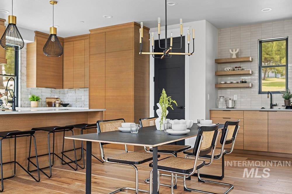 38 Bella View Drive, McCall, Idaho 83638, 5 Bedrooms, 5 Bathrooms, Residential For Sale, Price $2,098,000,MLS 98963450