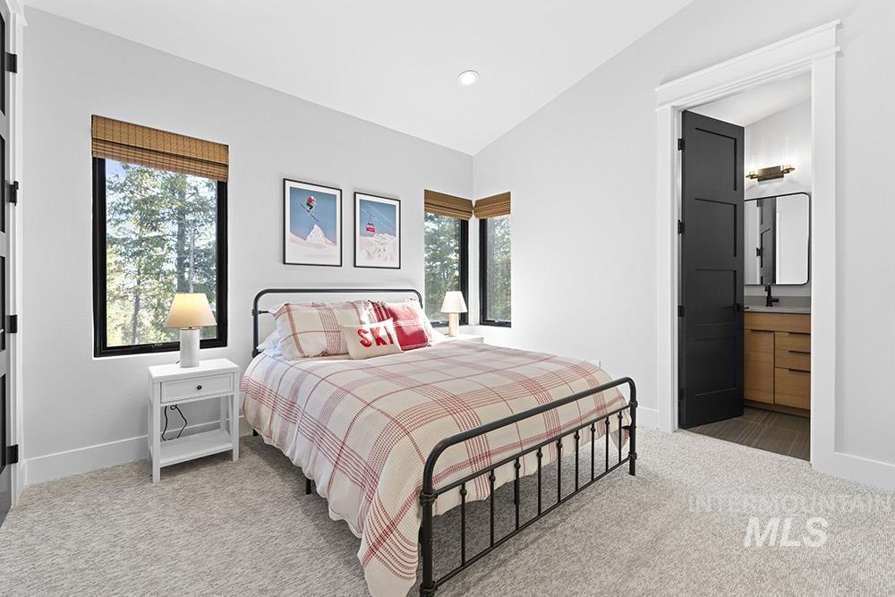 38 Bella View Drive, McCall, Idaho 83638, 5 Bedrooms, 5 Bathrooms, Residential For Sale, Price $2,098,000,MLS 98963450