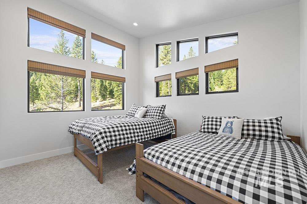 38 Bella View Drive, McCall, Idaho 83638, 5 Bedrooms, 5 Bathrooms, Residential For Sale, Price $2,098,000,MLS 98963450