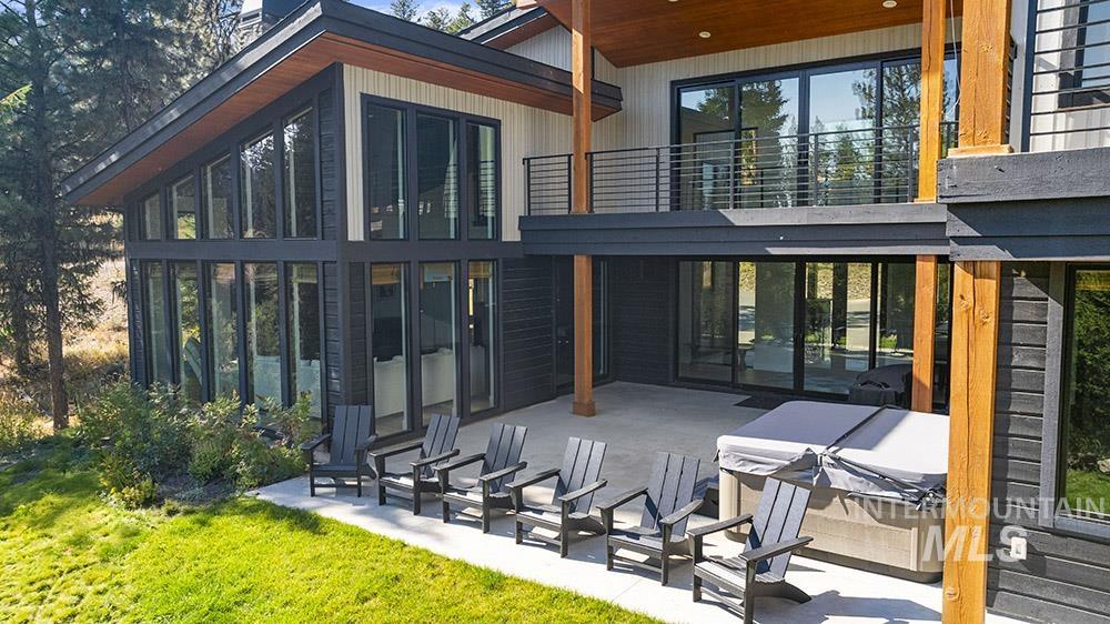 38 Bella View Drive, McCall, Idaho 83638, 5 Bedrooms, 5 Bathrooms, Residential For Sale, Price $2,098,000,MLS 98963450