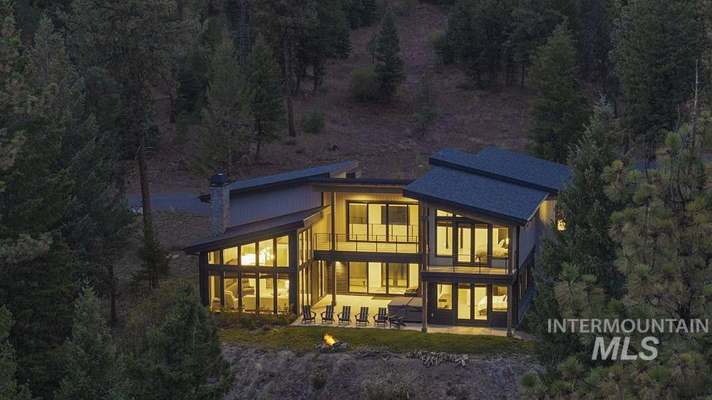 38 Bella View Drive, McCall, Idaho 83638, 5 Bedrooms, 5 Bathrooms, Residential For Sale, Price $2,098,000,MLS 98963450