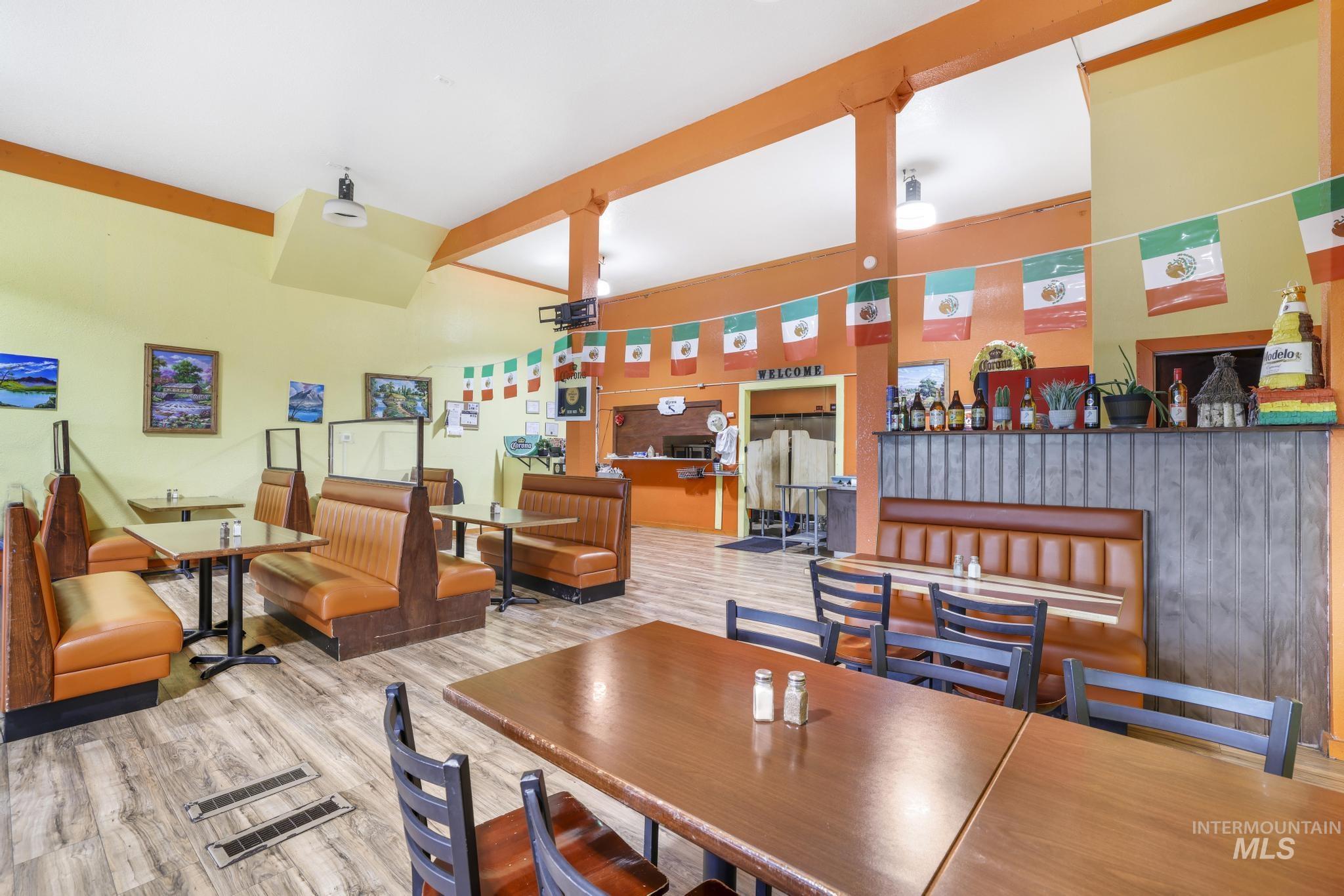 112 W Main St, Wendell, Idaho 83355, Business/Commercial For Sale, Price $1,000,000,MLS 98963459