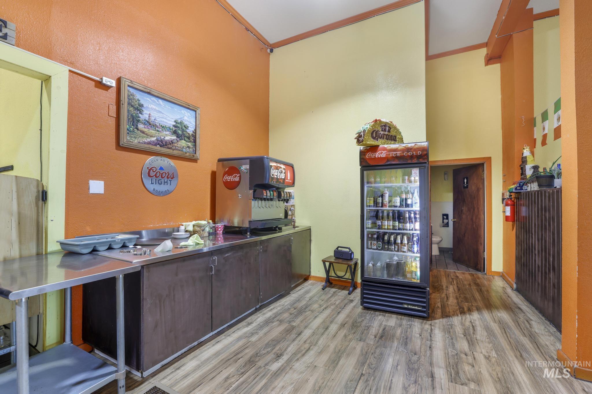 112 W Main St, Wendell, Idaho 83355, Business/Commercial For Sale, Price $1,000,000,MLS 98963459