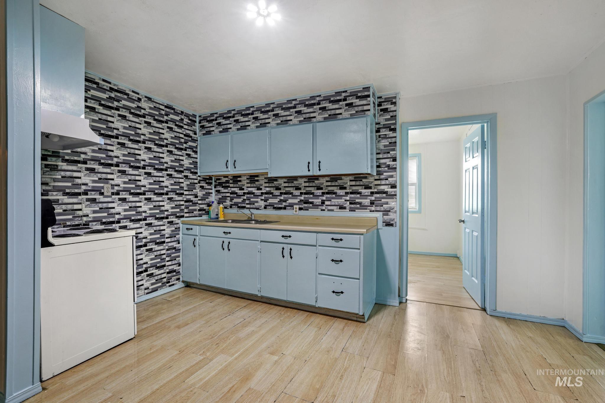 112 W Main St, Wendell, Idaho 83355, Business/Commercial For Sale, Price $1,200,000,MLS 98963459