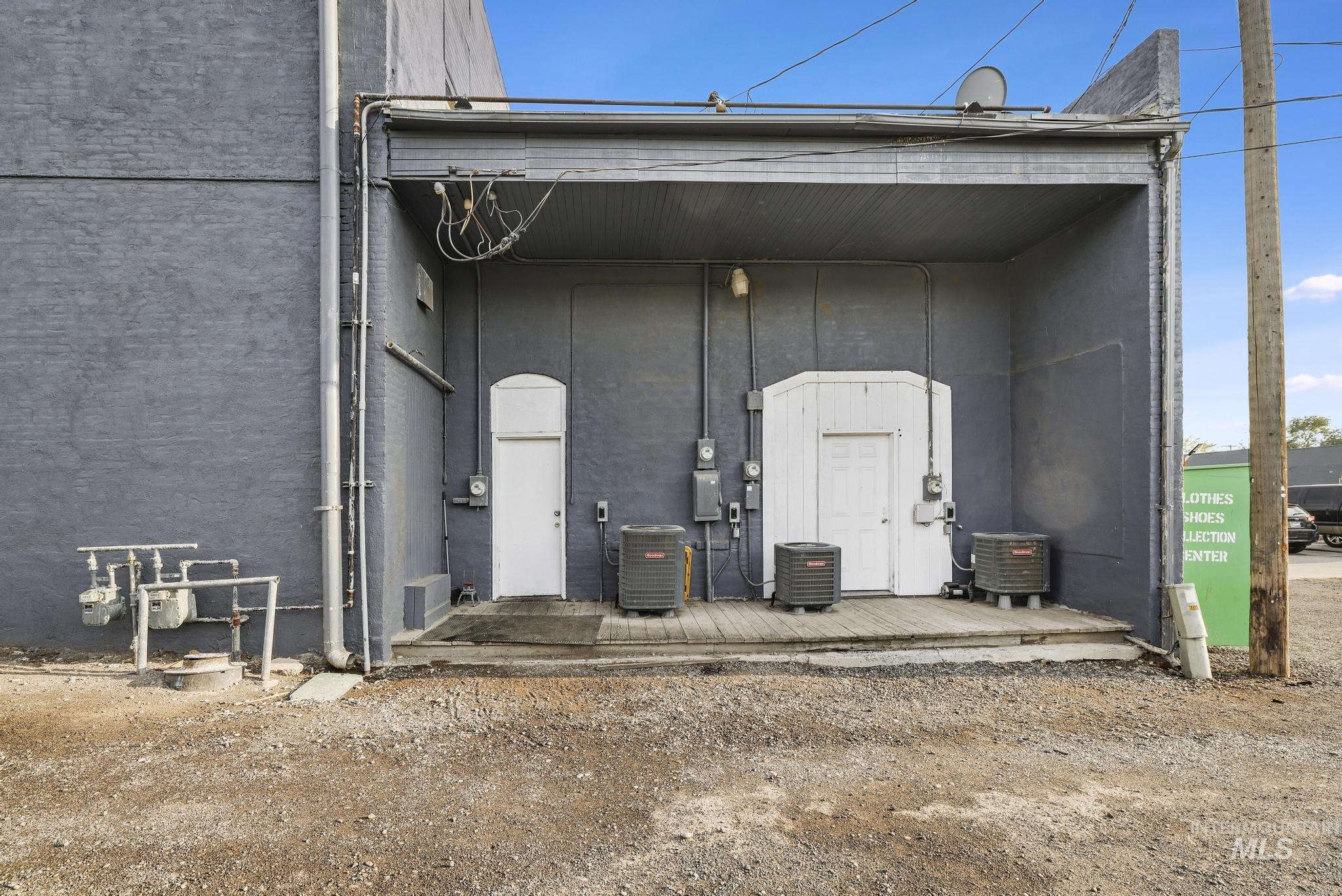 112 W Main St, Wendell, Idaho 83355, Business/Commercial For Sale, Price $1,200,000,MLS 98963459