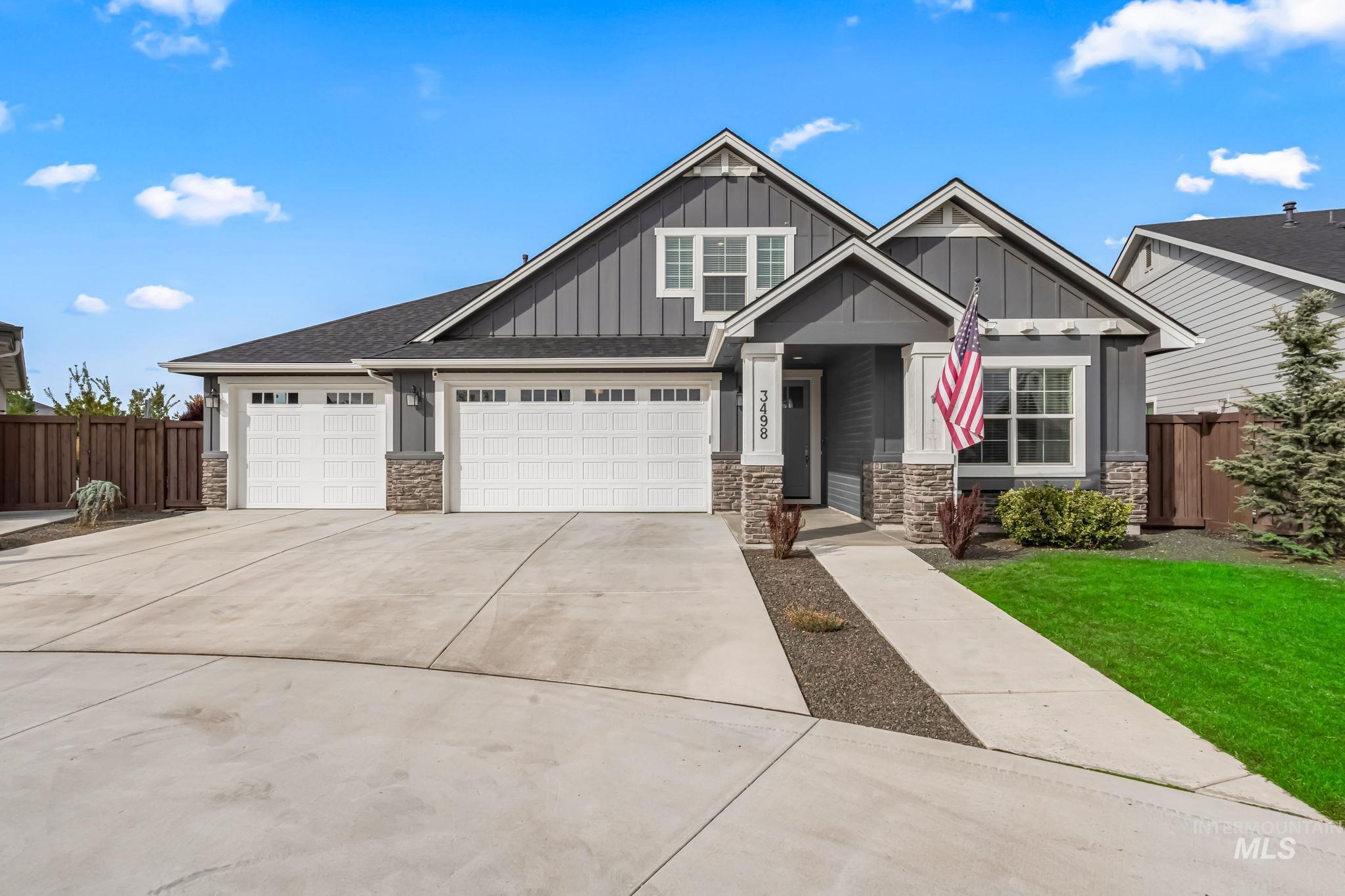 3498 W Wolf Rapids Dr, Meridian, Idaho 83646, 5 Bedrooms, 3 Bathrooms, Residential For Sale, Price $825,000,MLS 98963464