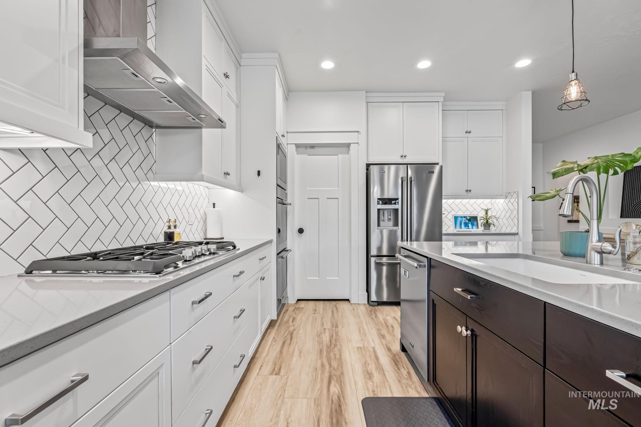 3498 W Wolf Rapids Dr, Meridian, Idaho 83646, 5 Bedrooms, 3 Bathrooms, Residential For Sale, Price $825,000,MLS 98963464