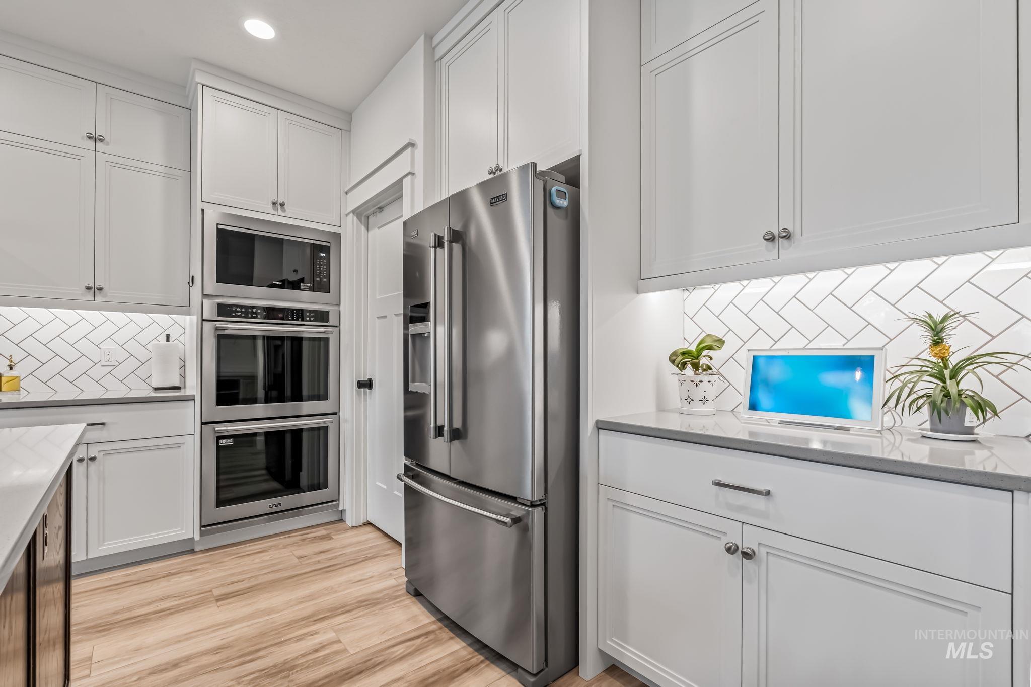 3498 W Wolf Rapids Dr, Meridian, Idaho 83646, 5 Bedrooms, 3 Bathrooms, Residential For Sale, Price $825,000,MLS 98963464