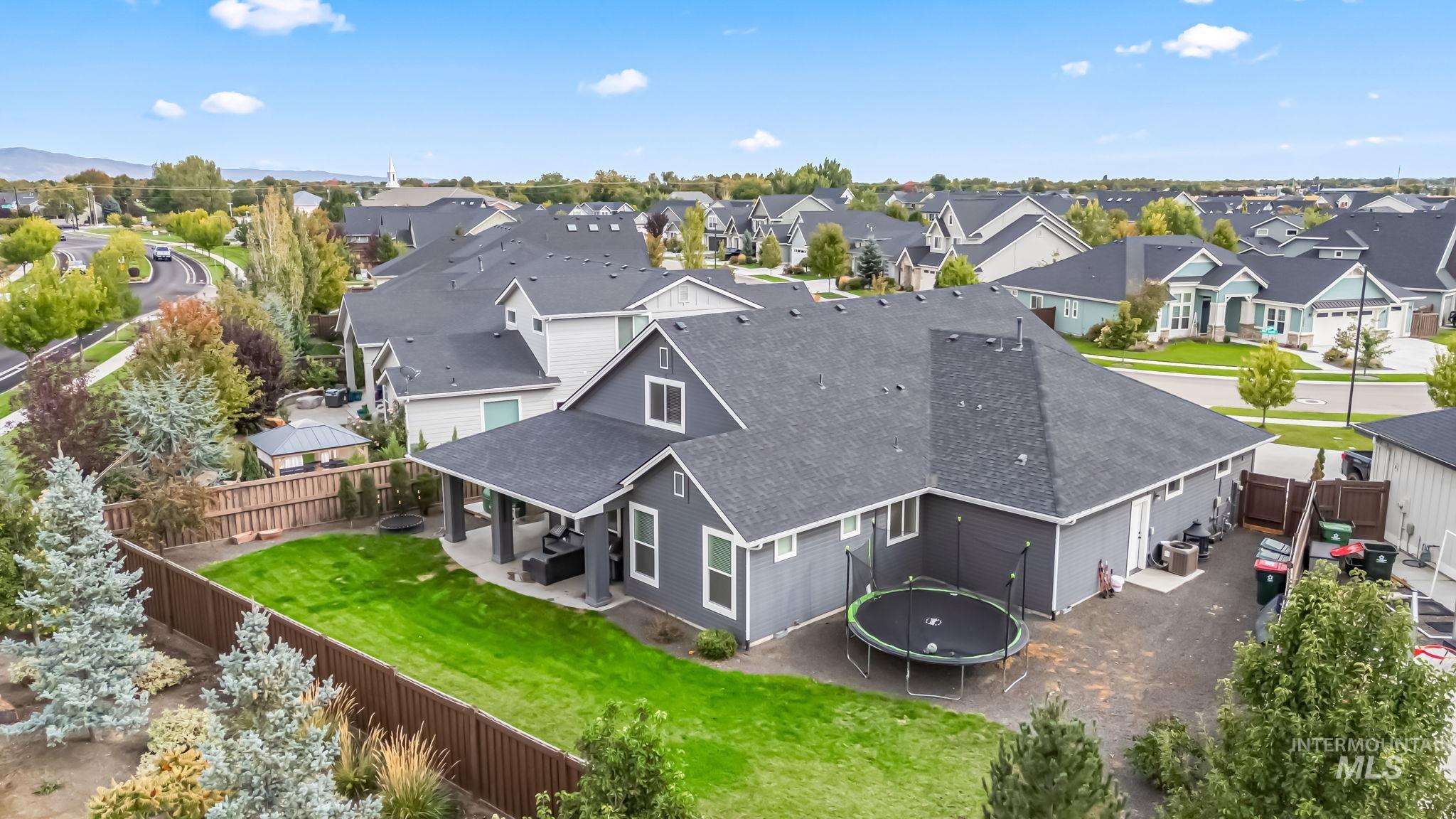 3498 W Wolf Rapids Dr, Meridian, Idaho 83646, 5 Bedrooms, 3 Bathrooms, Residential For Sale, Price $825,000,MLS 98963464