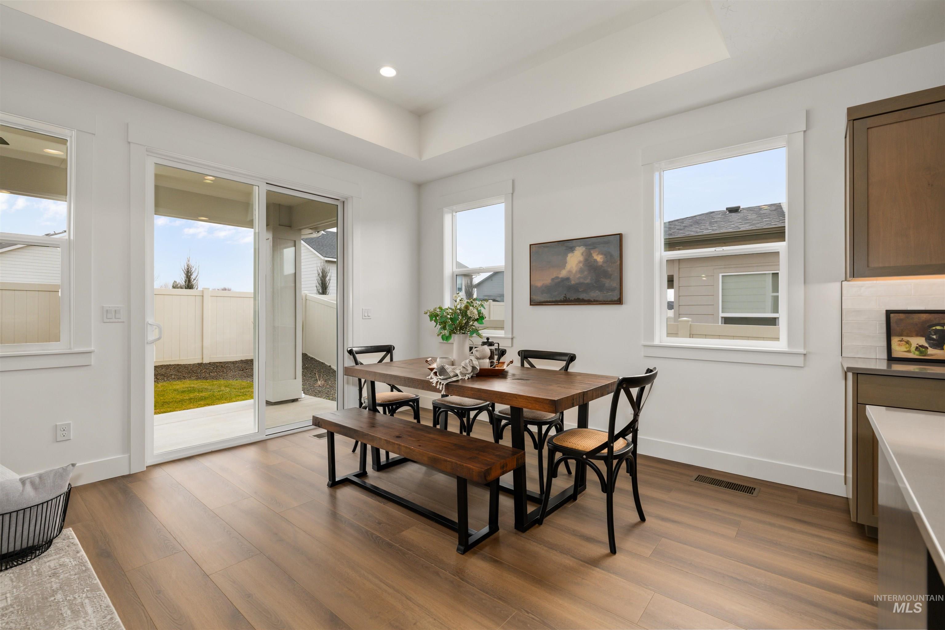 652 N Morning Glory Avenue, Eagle, Idaho 83616-0000, 4 Bedrooms, 3 Bathrooms, Residential For Sale, Price $799,900,MLS 98963465