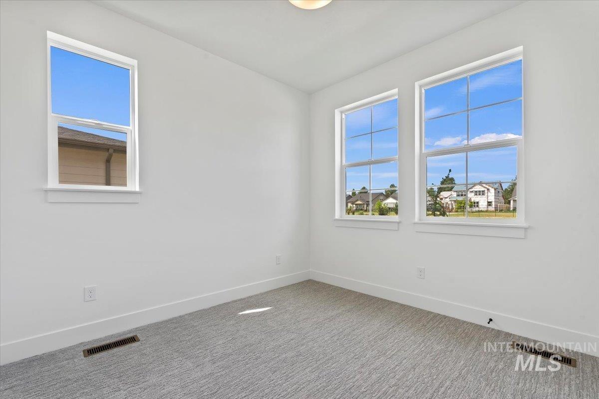 652 N Morning Glory Avenue, Eagle, Idaho 83616-0000, 4 Bedrooms, 3 Bathrooms, Residential For Sale, Price $799,900,MLS 98963465