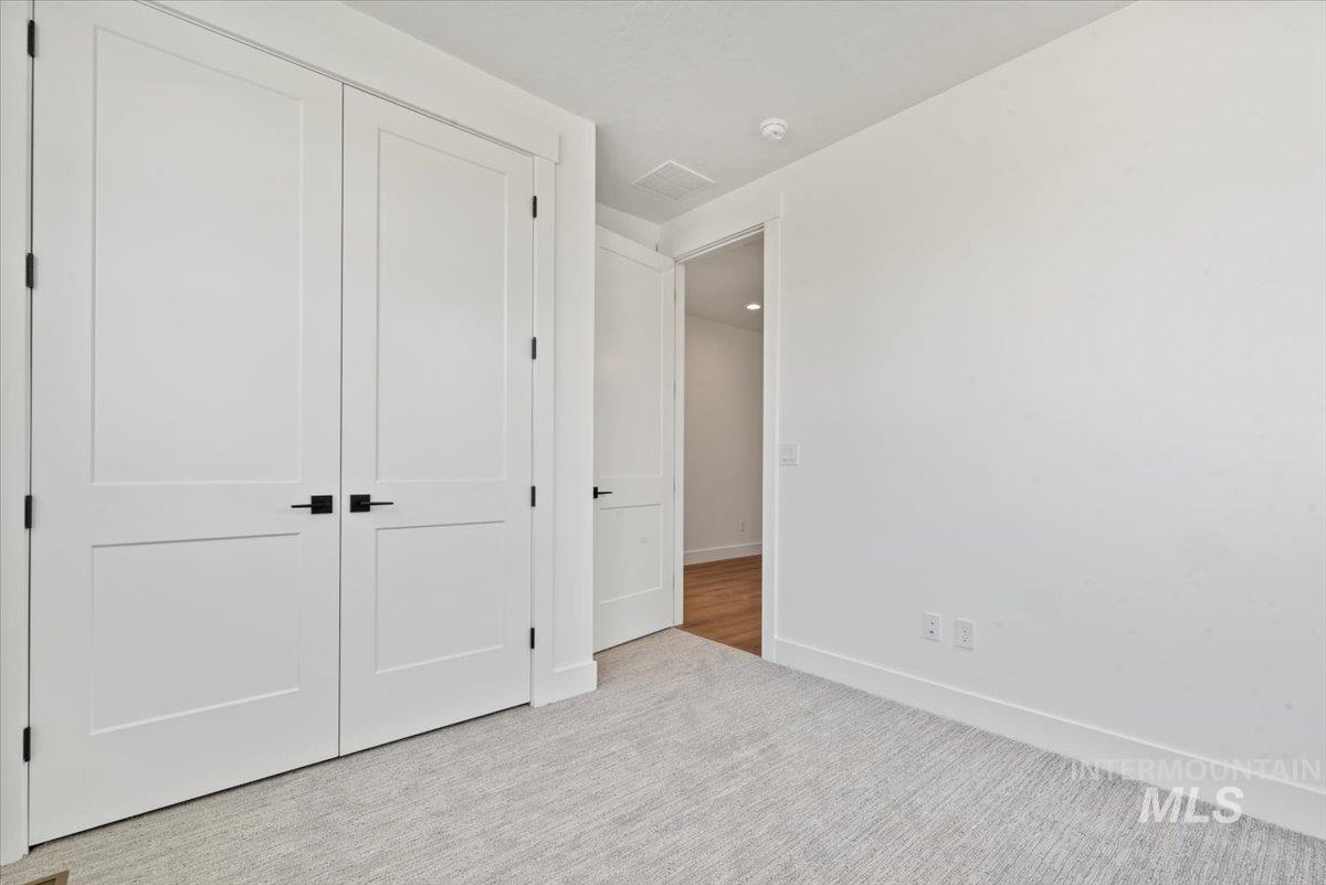 652 N Morning Glory Avenue, Eagle, Idaho 83616-0000, 4 Bedrooms, 3 Bathrooms, Residential For Sale, Price $799,900,MLS 98963465