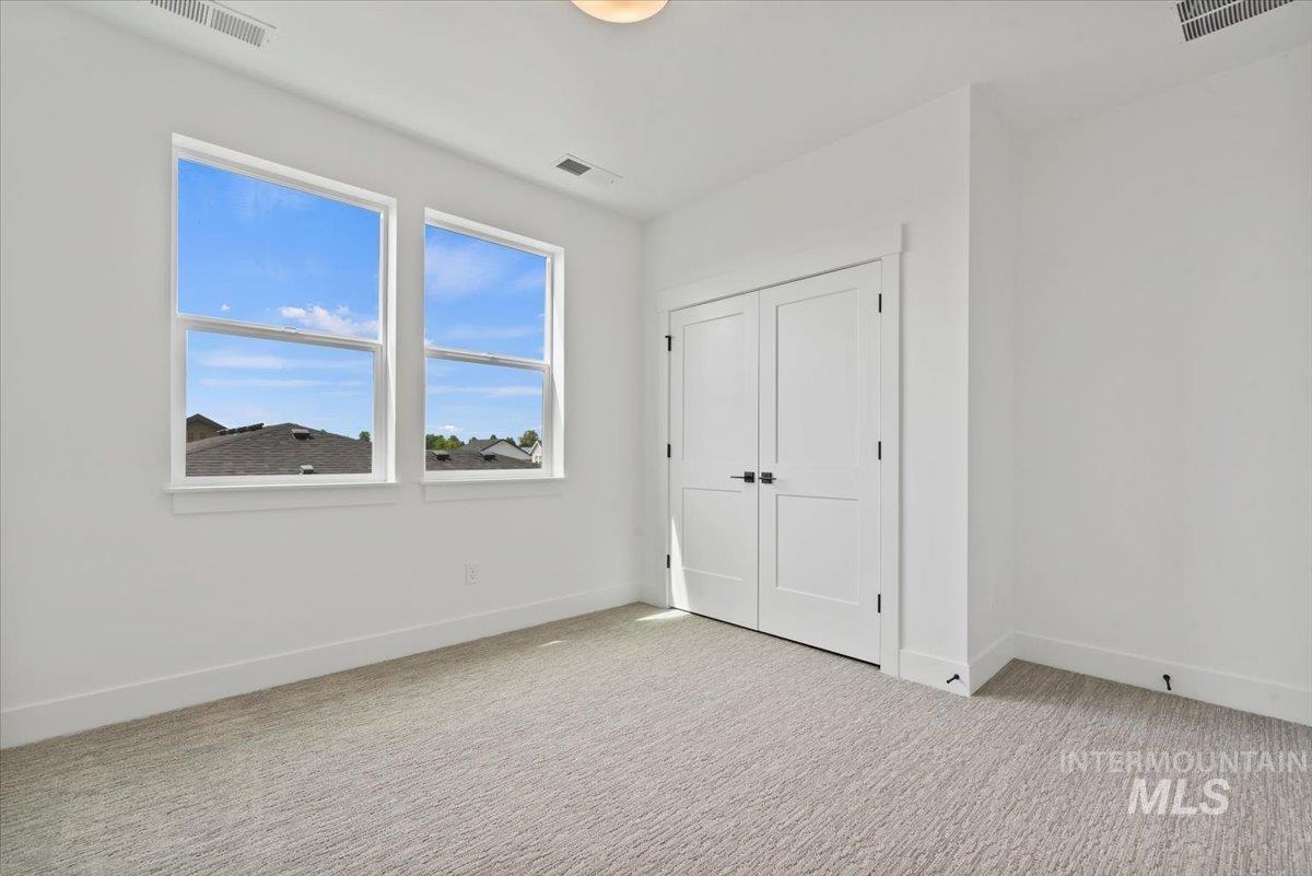 652 N Morning Glory Avenue, Eagle, Idaho 83616-0000, 4 Bedrooms, 3 Bathrooms, Residential For Sale, Price $799,900,MLS 98963465