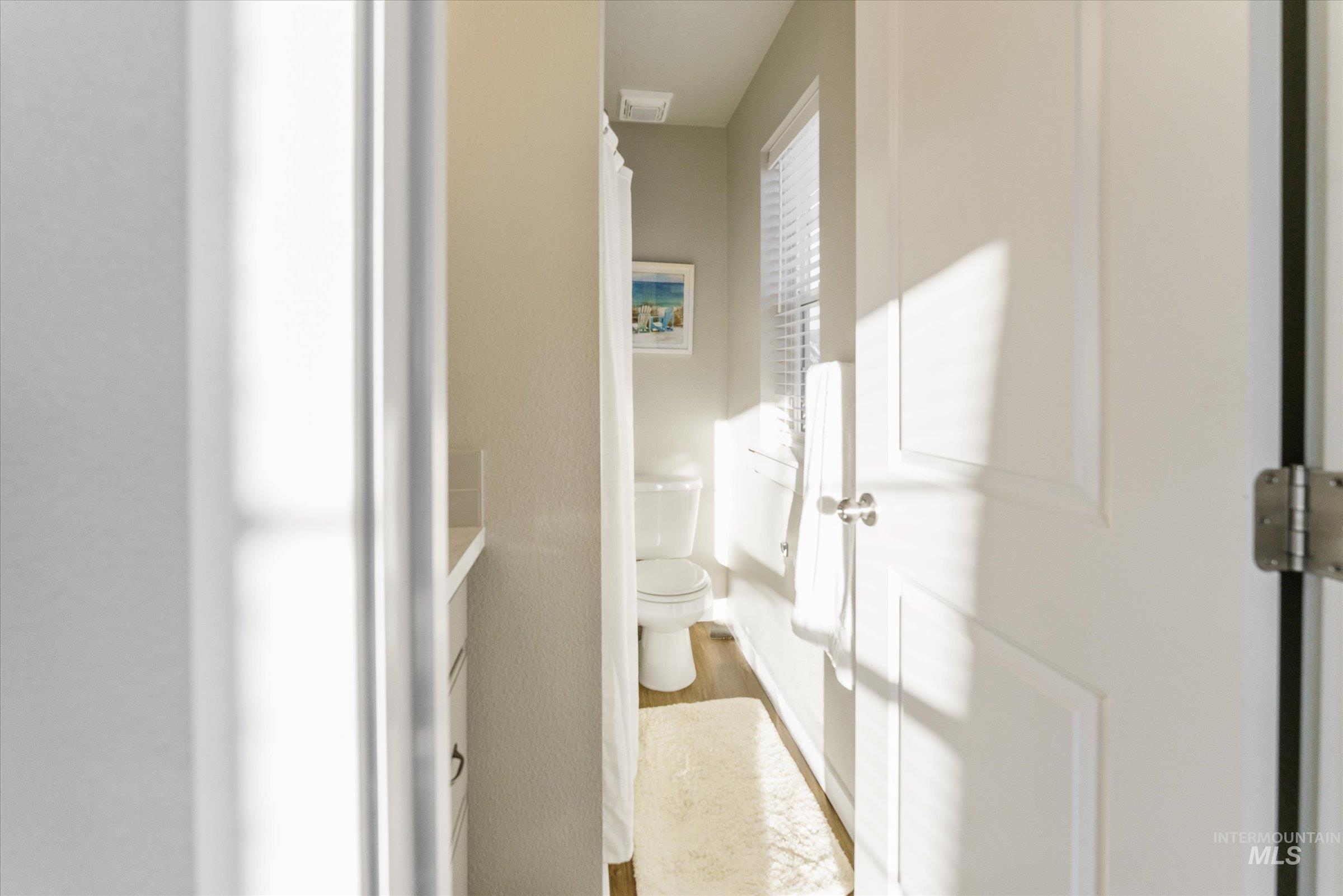 5945 S Boddington Ln, Boise, Idaho 83709, 3 Bedrooms, 2.5 Bathrooms, Residential For Sale, Price $347,500,MLS 98963486