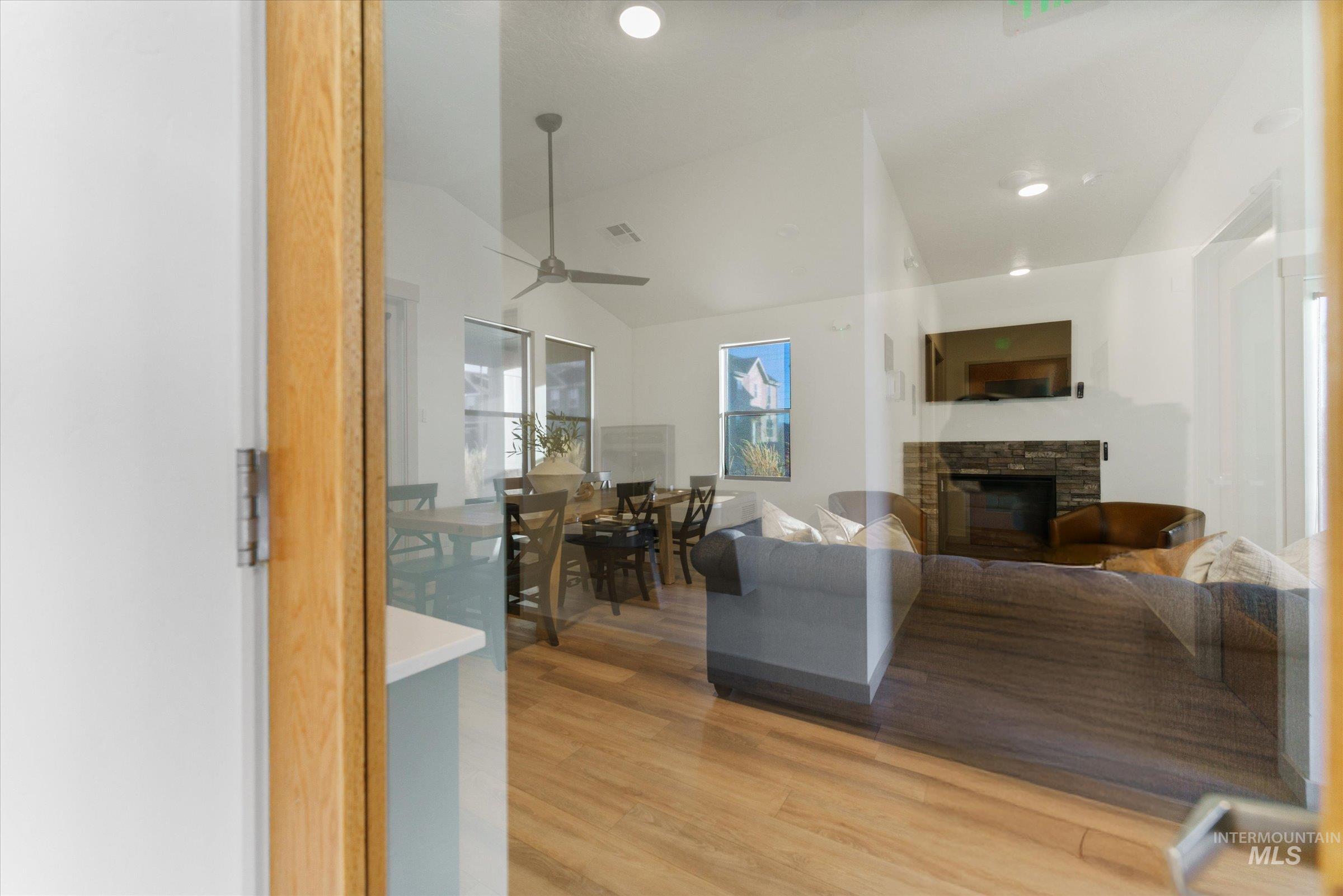 5945 S Boddington Ln, Boise, Idaho 83709, 3 Bedrooms, 2.5 Bathrooms, Residential For Sale, Price $347,500,MLS 98963486