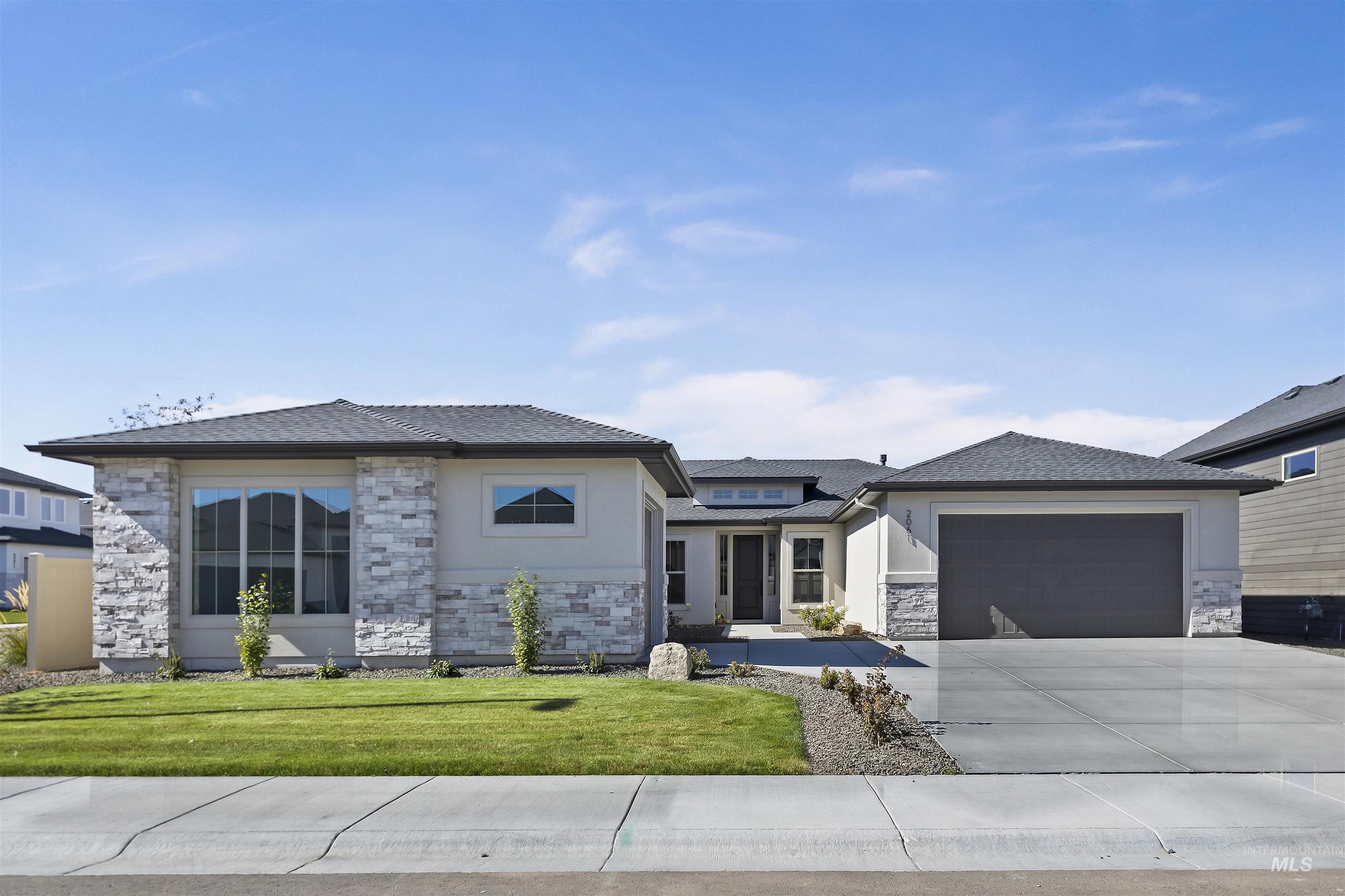 2061 N Peakhurt Ave, Kuna, Idaho 83634, 4 Bedrooms, 3 Bathrooms, Residential For Sale, Price $759,880,MLS 98963490