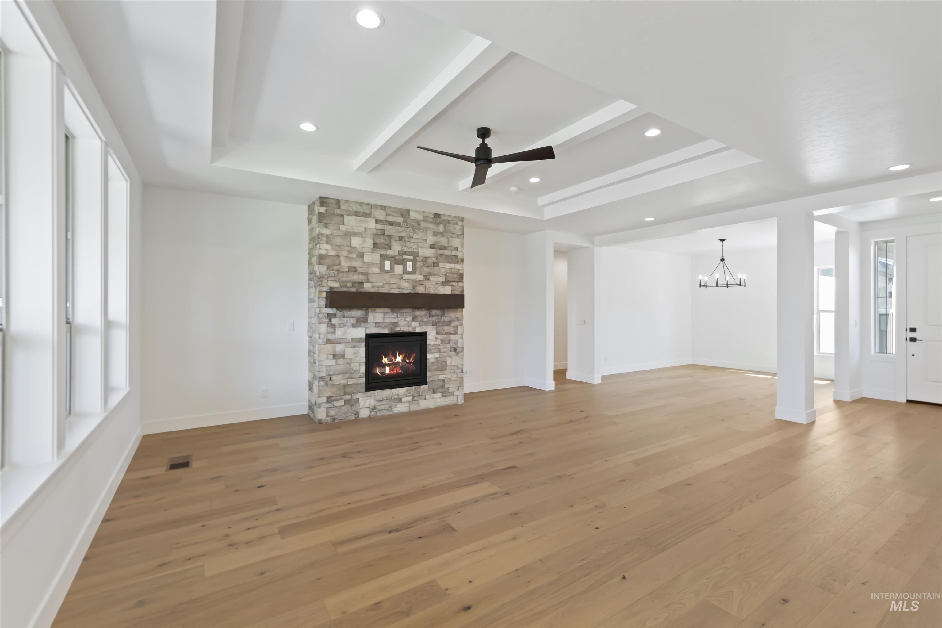 2061 N Peakhurt Ave, Kuna, Idaho 83634, 4 Bedrooms, 3 Bathrooms, Residential For Sale, Price $759,880,MLS 98963490