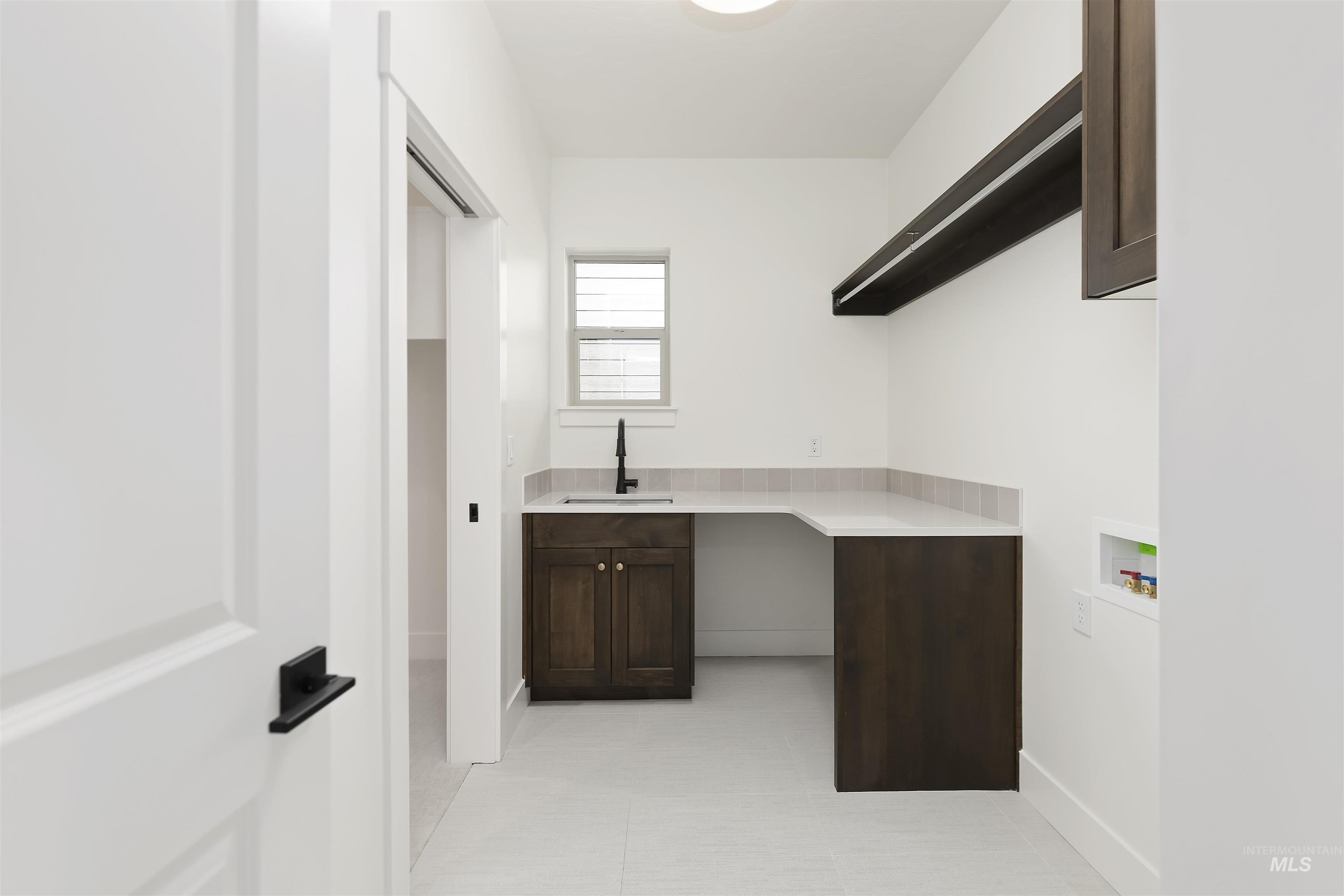 2061 N Peakhurt Ave, Kuna, Idaho 83634, 4 Bedrooms, 3 Bathrooms, Residential For Sale, Price $759,880,MLS 98963490