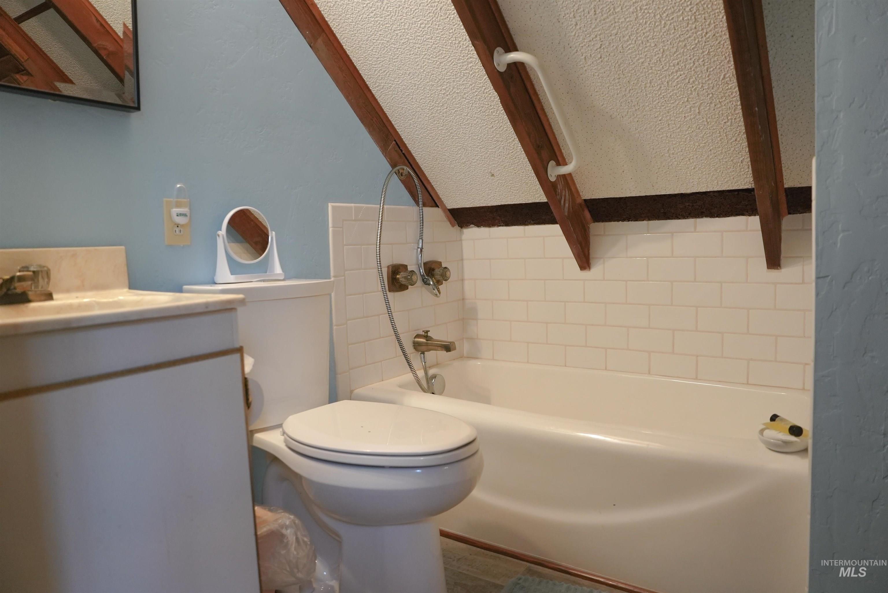 2 Tall Pine Dr, Garden Valley, Idaho 83622, 2 Bedrooms, 2 Bathrooms, Residential For Sale, Price $375,000, 98963501