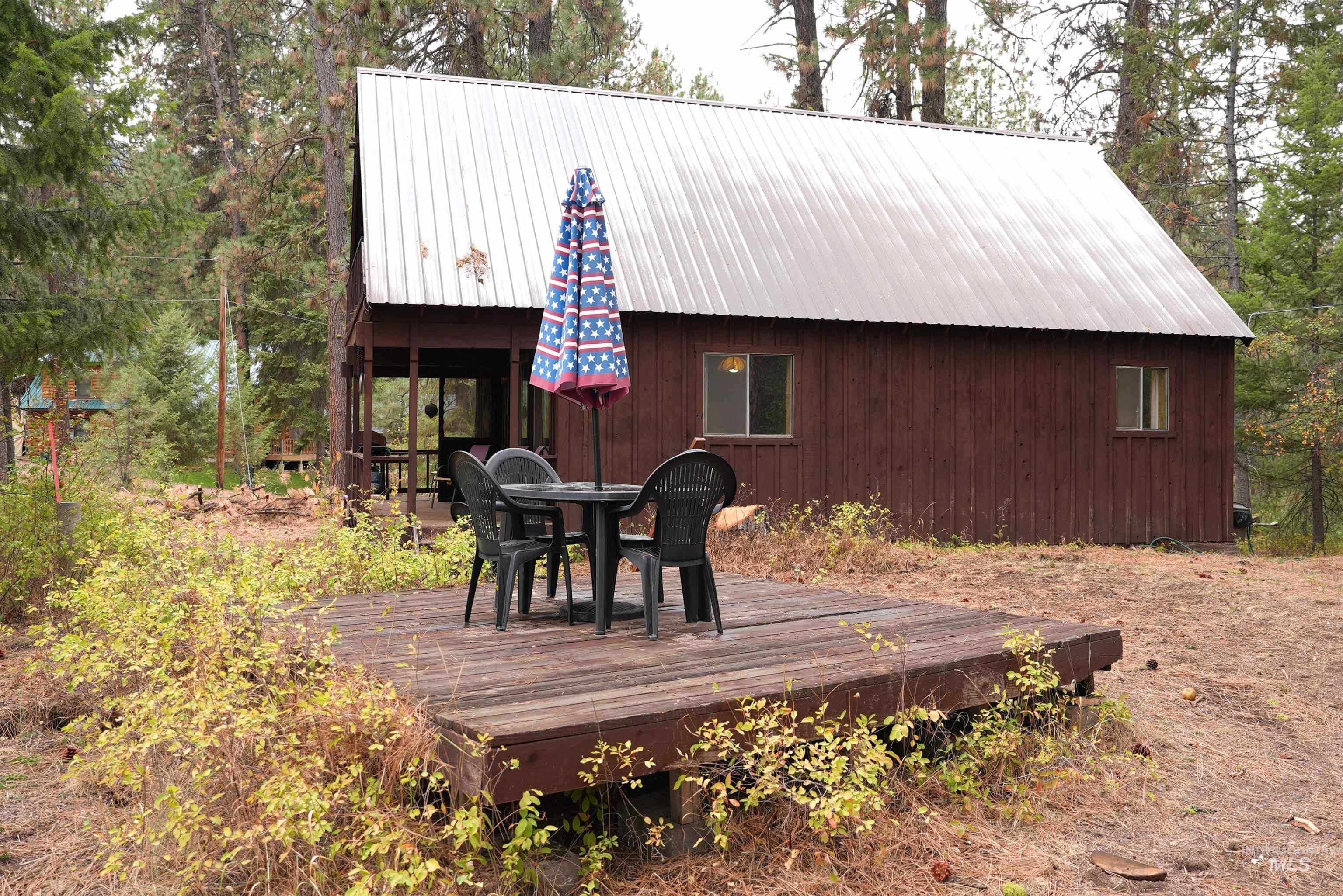 2 Tall Pine Dr, Garden Valley, Idaho 83622, 2 Bedrooms, 2 Bathrooms, Residential For Sale, Price $375,000, 98963501