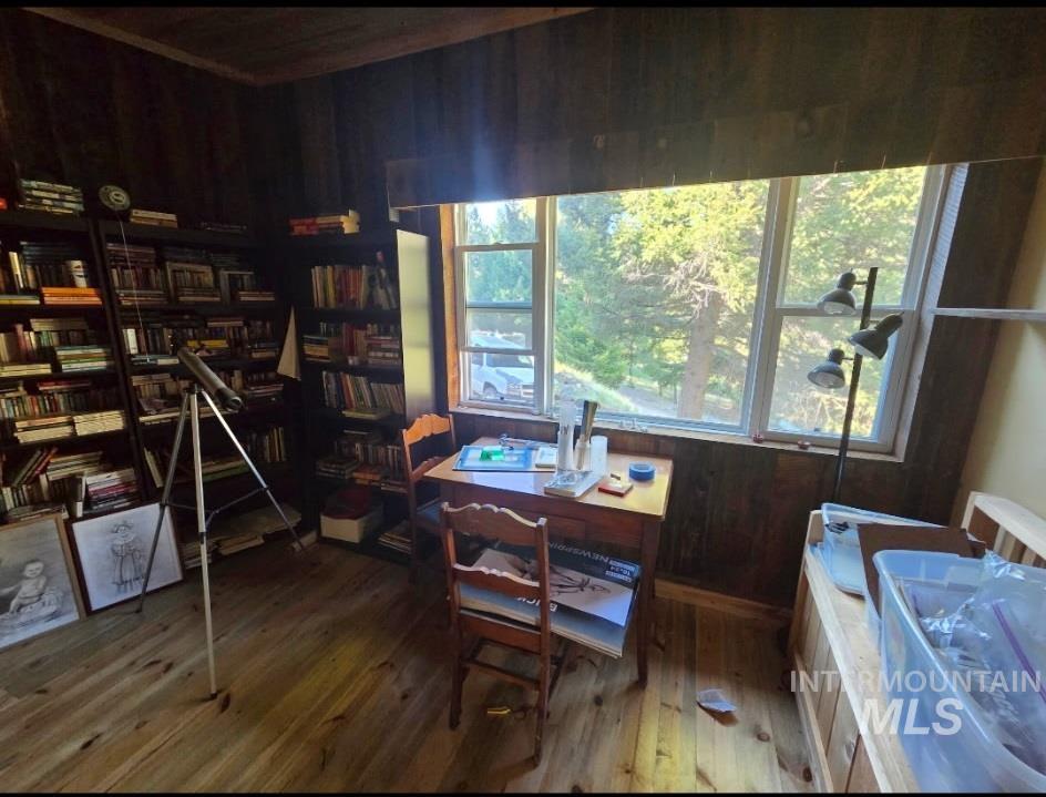 27 Grizzly Bear Rd, Shoup, Idaho 83469, 3 Bedrooms, 2 Bathrooms, Residential For Sale, Price $200,000,MLS 98963527