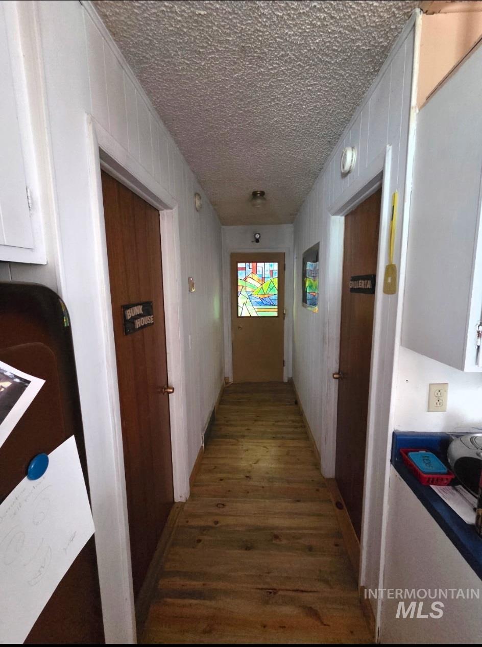 27 Grizzly Bear Rd, Shoup, Idaho 83469, 3 Bedrooms, 2 Bathrooms, Residential For Sale, Price $200,000,MLS 98963527