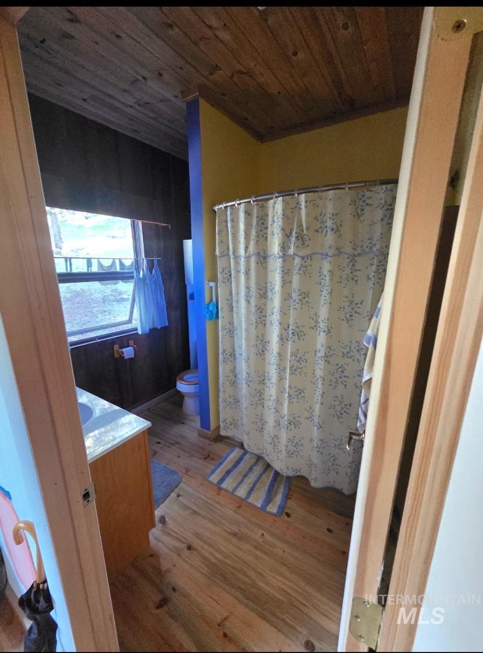 27 Grizzly Bear Rd, Shoup, Idaho 83469, 3 Bedrooms, 2 Bathrooms, Residential For Sale, Price $200,000,MLS 98963527