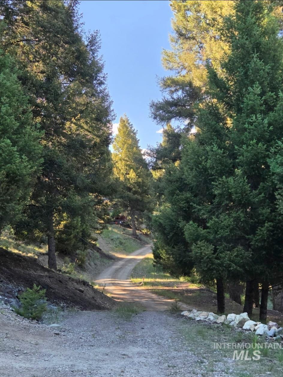 27 Grizzly Bear Rd, Shoup, Idaho 83469, 3 Bedrooms, 2 Bathrooms, Residential For Sale, Price $200,000,MLS 98963527