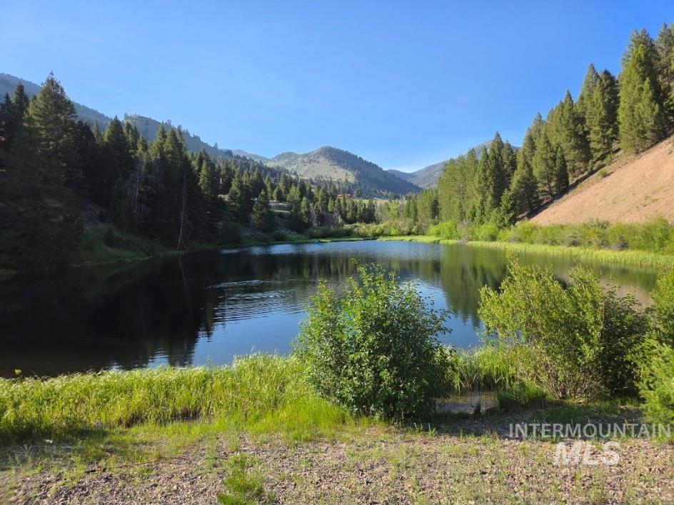 27 Grizzly Bear Rd, Shoup, Idaho 83469, 3 Bedrooms, 2 Bathrooms, Residential For Sale, Price $200,000,MLS 98963527