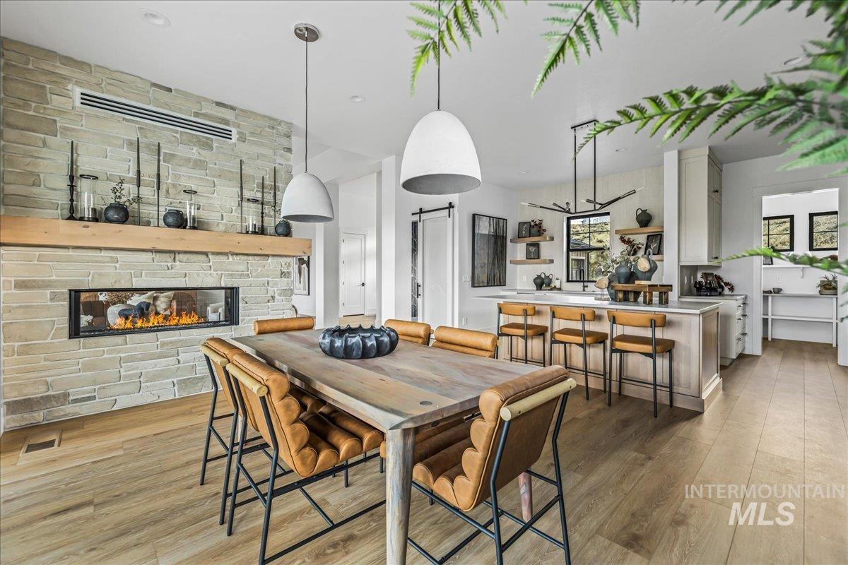 20373 N Swire Green Way, Boise, Idaho 83714, 3 Bedrooms, 3 Bathrooms, Residential For Sale, Price $1,549,999,MLS 98963529