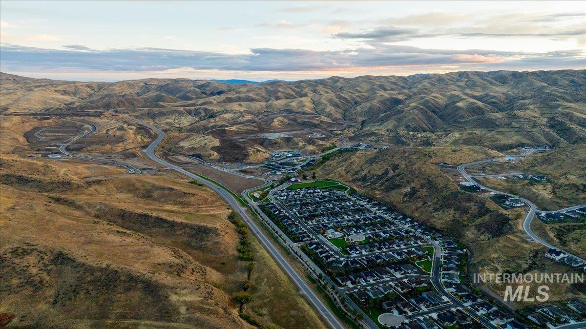 20373 N Swire Green Way, Boise, Idaho 83714, 3 Bedrooms, 3 Bathrooms, Residential For Sale, Price $1,549,999,MLS 98963529